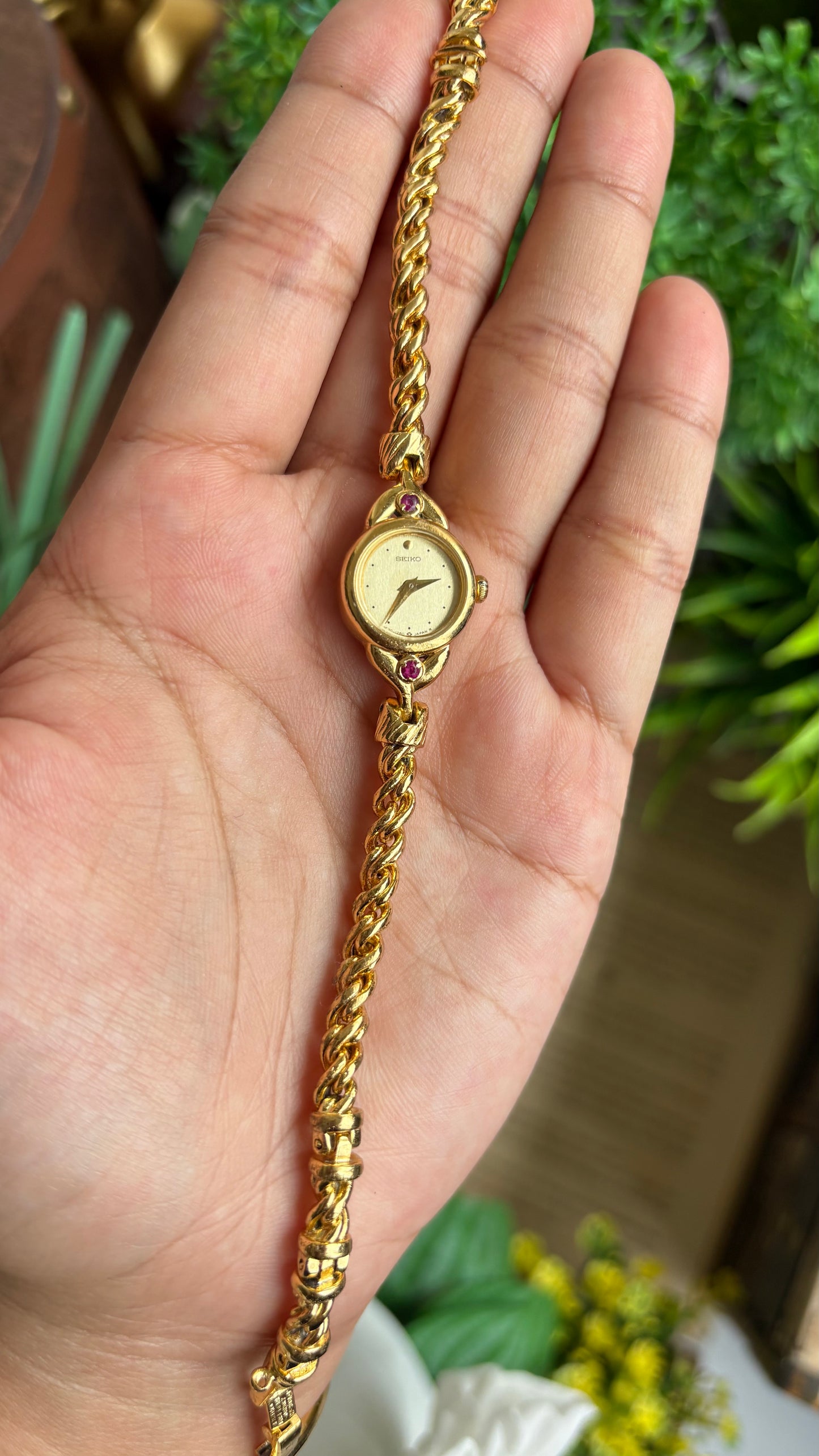 Extremely Rare Vintage Seiko Rope Chain Bracelet Watch in Gold Tone with Genuine Rubies