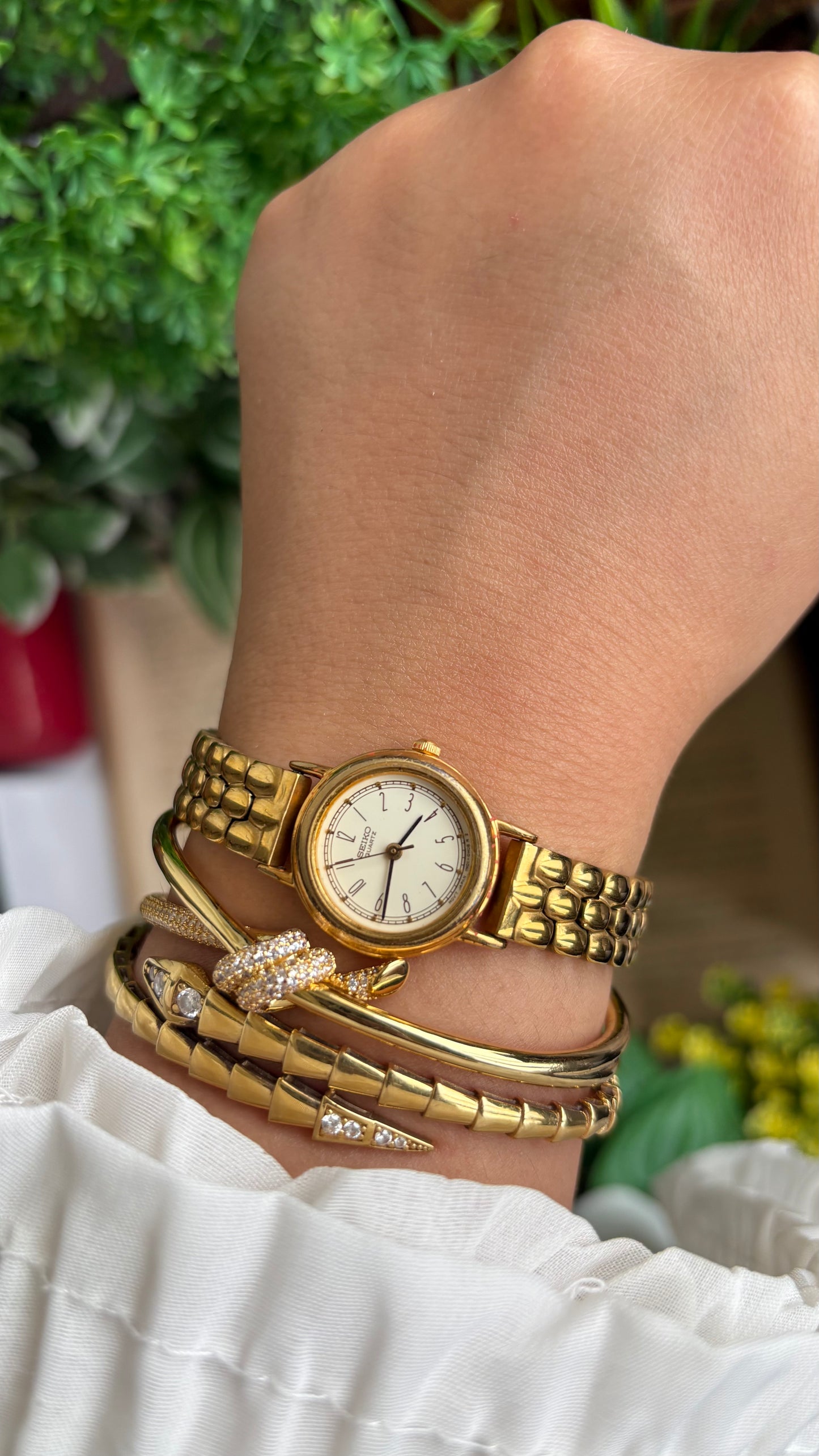 Vintage Seiko Classic Ladies Watch in Gold Tone