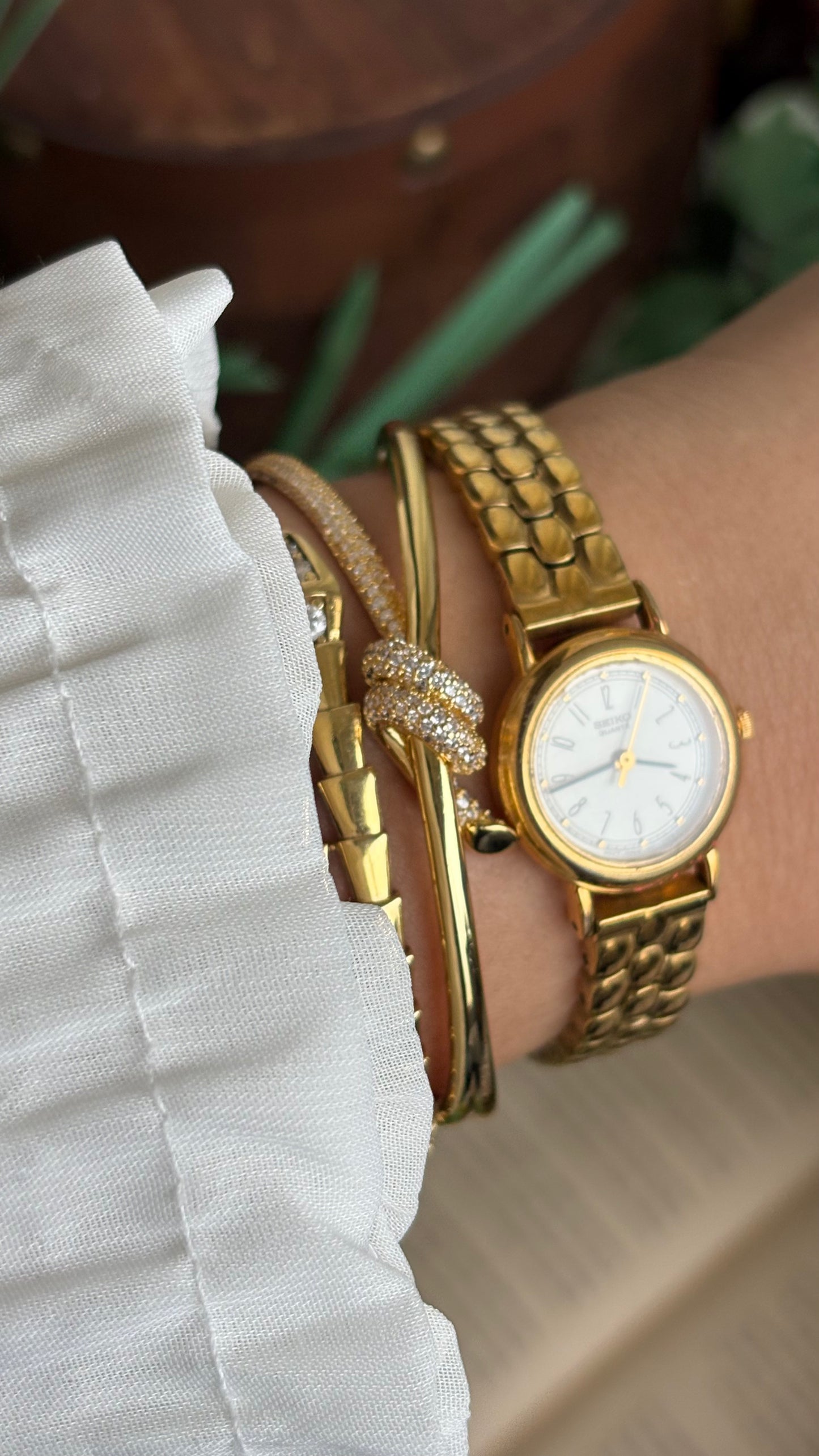 Vintage Seiko Classic Ladies Watch in Gold Tone