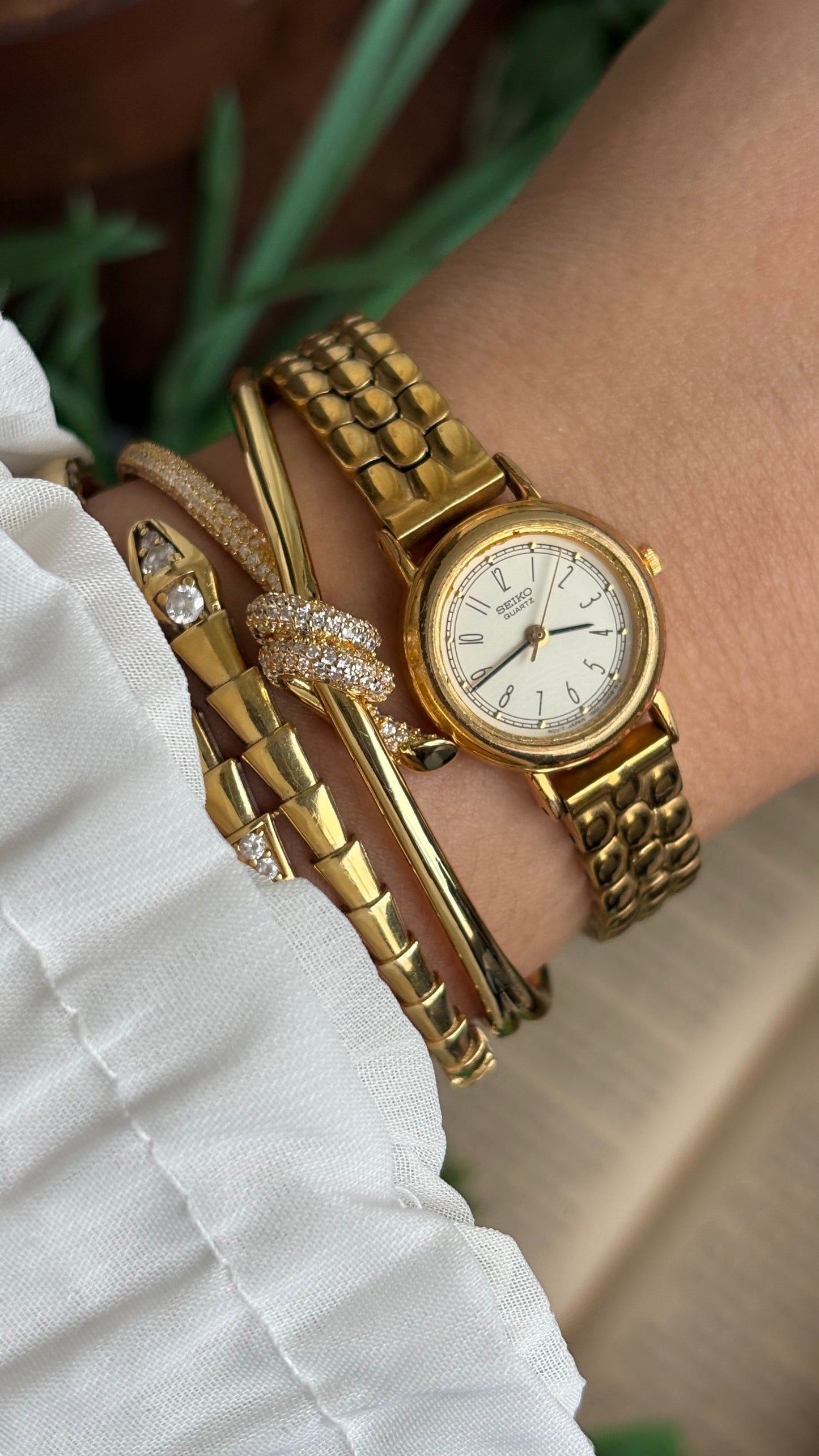 Vintage Seiko Classic Ladies Watch in Gold Tone