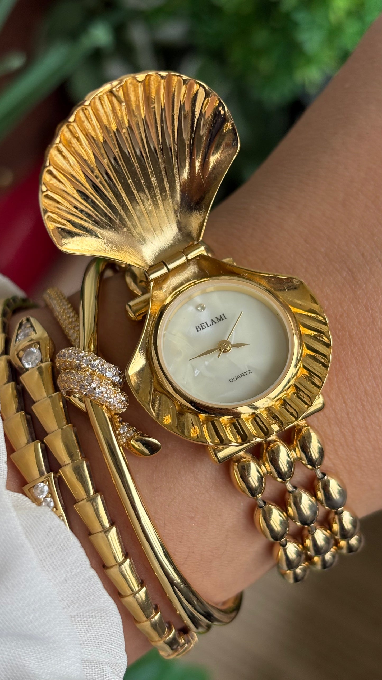 Extremely Rare Vintage Belami Shell Peekaboo Watch in Gold Tone Pearl Dial