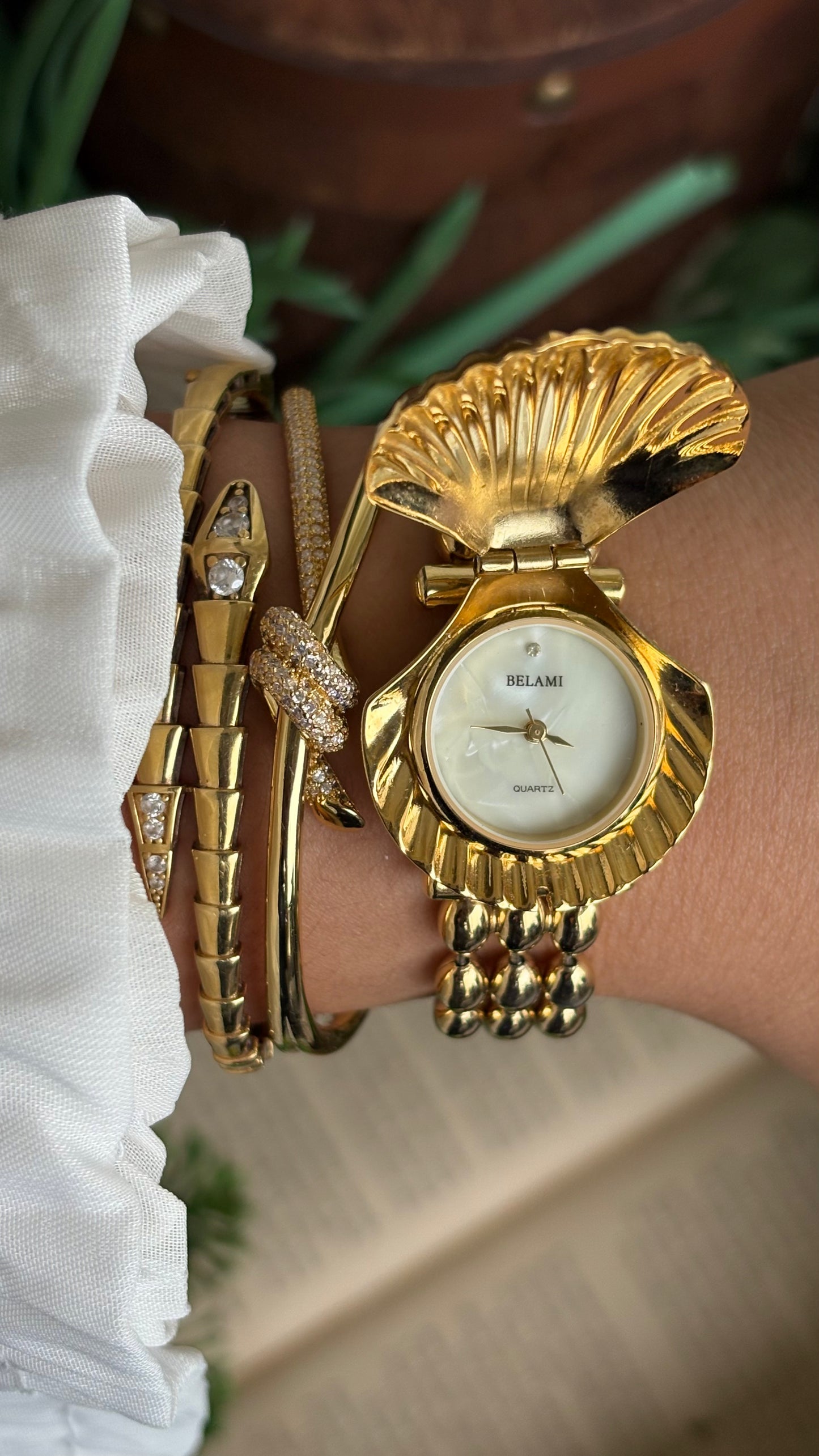 Extremely Rare Vintage Belami Shell Peekaboo Watch in Gold Tone Pearl Dial