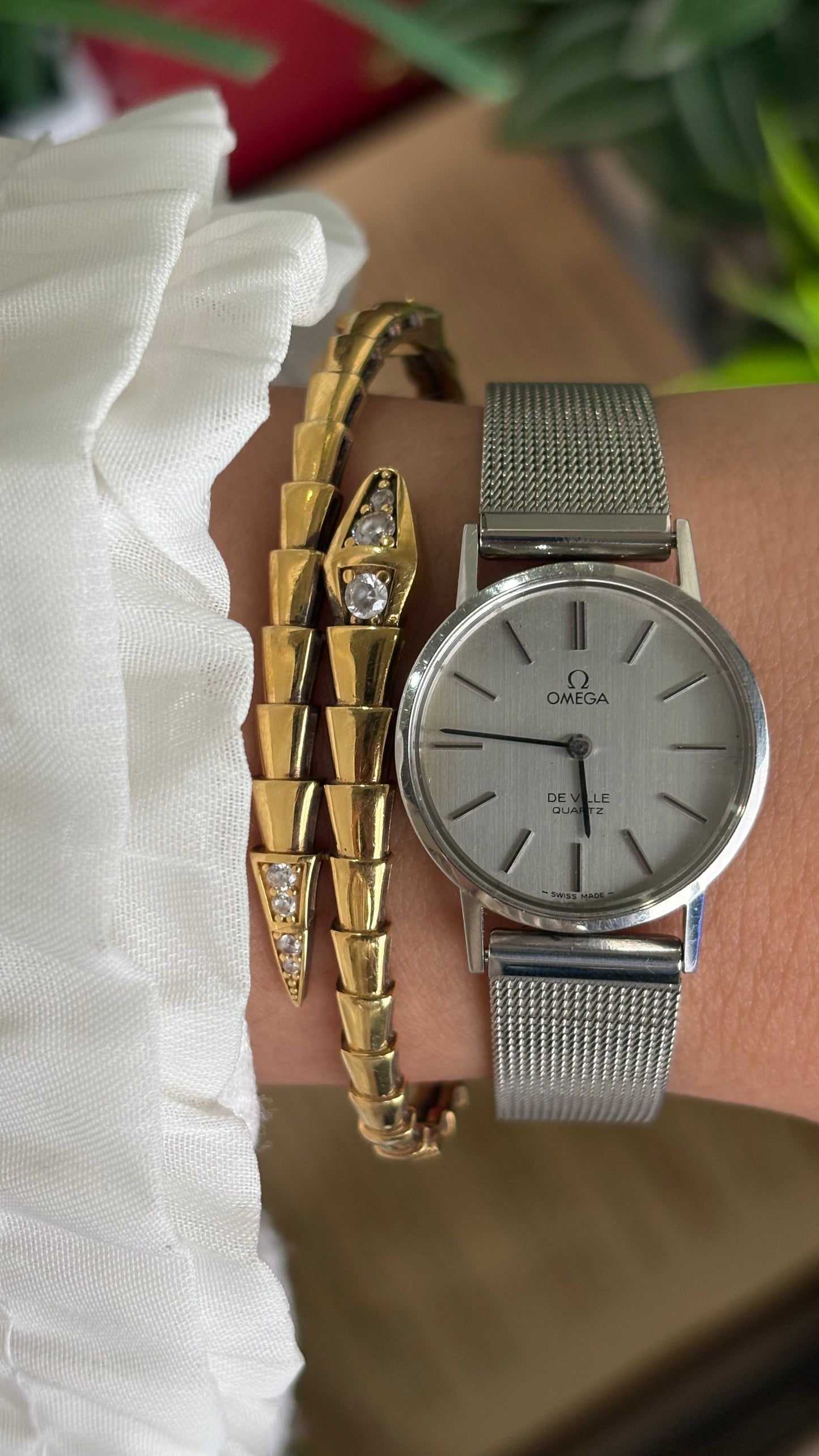 Vintage Omega Watch in Silver Tone Mesh Strap (Self-Adjust) with Omega Box