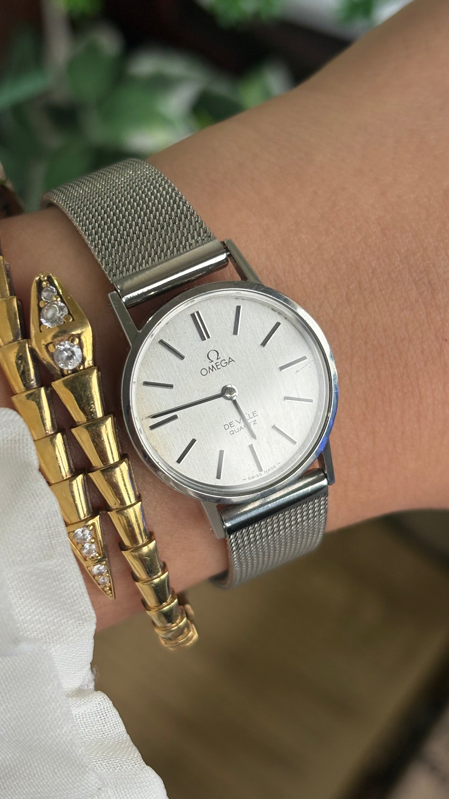 Vintage Omega Watch in Silver Tone Mesh Strap (Self-Adjust) with Omega Box