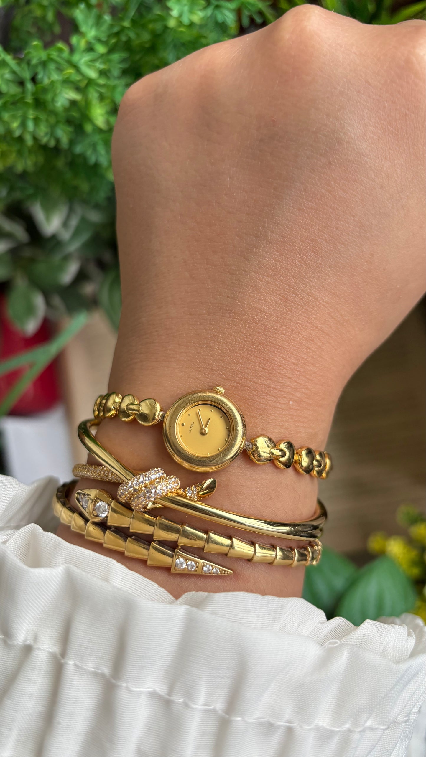 Vintage Citizen Watch in Gold Tone Super Dainty