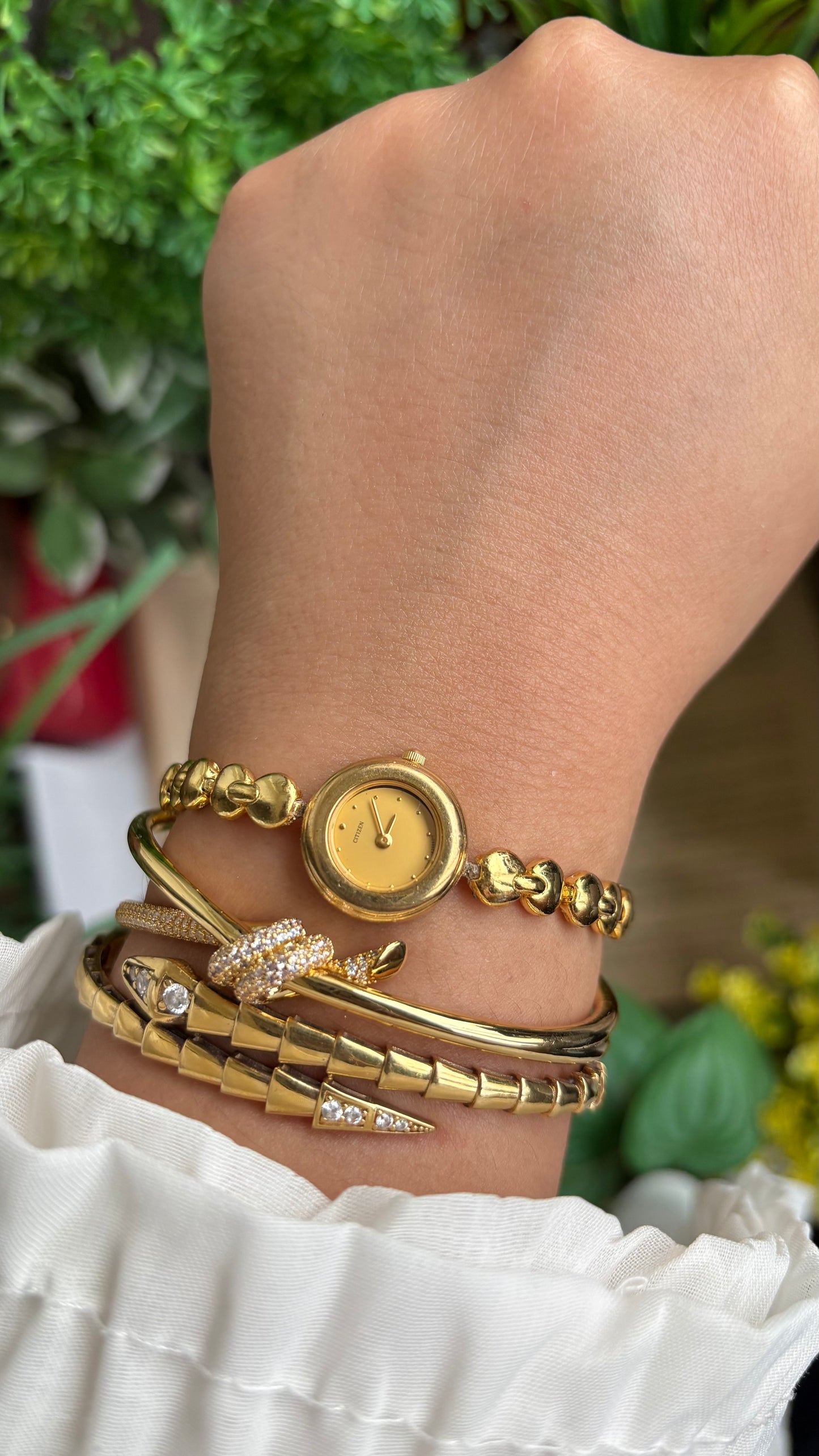 Vintage Citizen Watch in Gold Tone Super Dainty