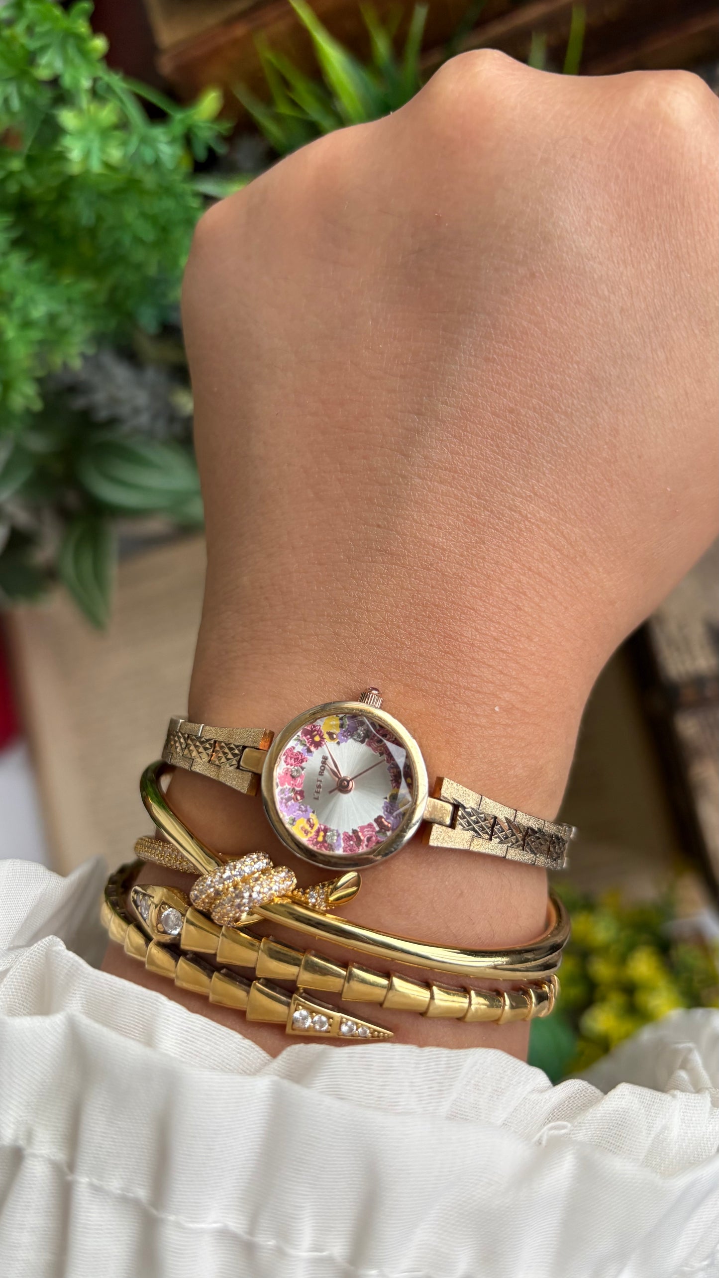 Vintage L'est Rose Watch in Gold Tone Flower Painted Dial