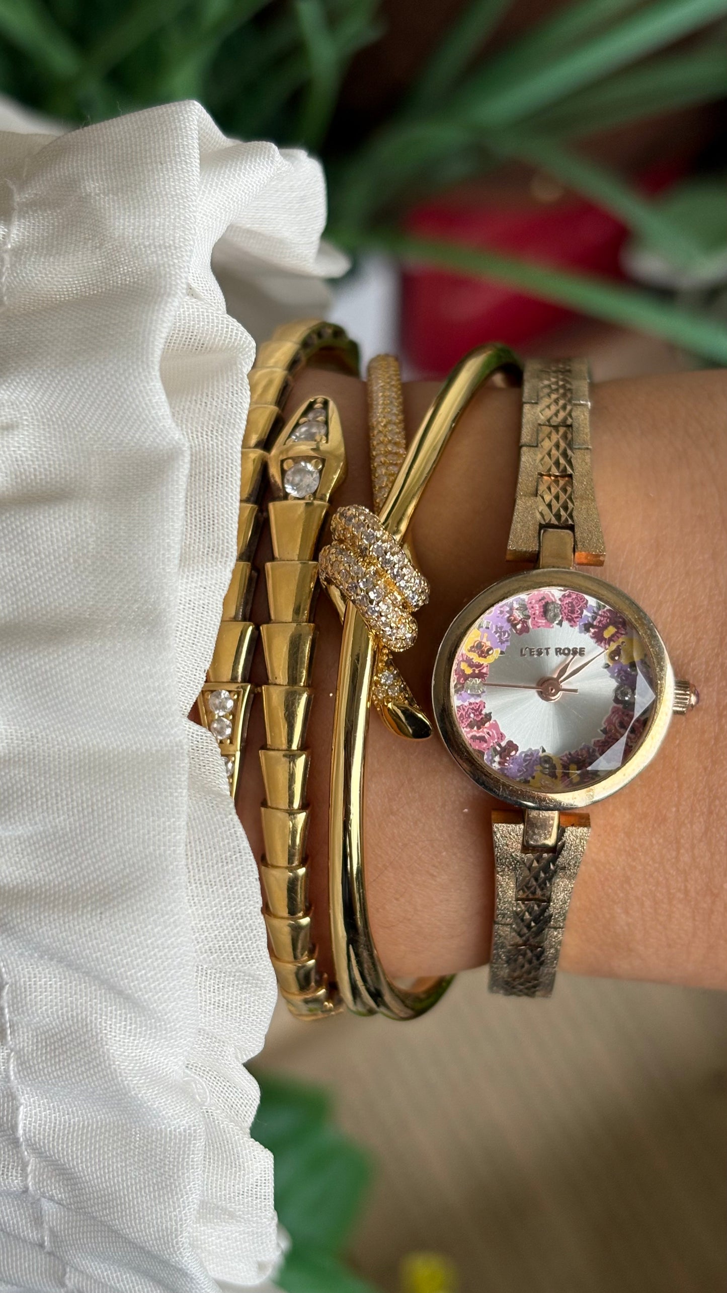 Vintage L'est Rose Watch in Gold Tone Flower Painted Dial