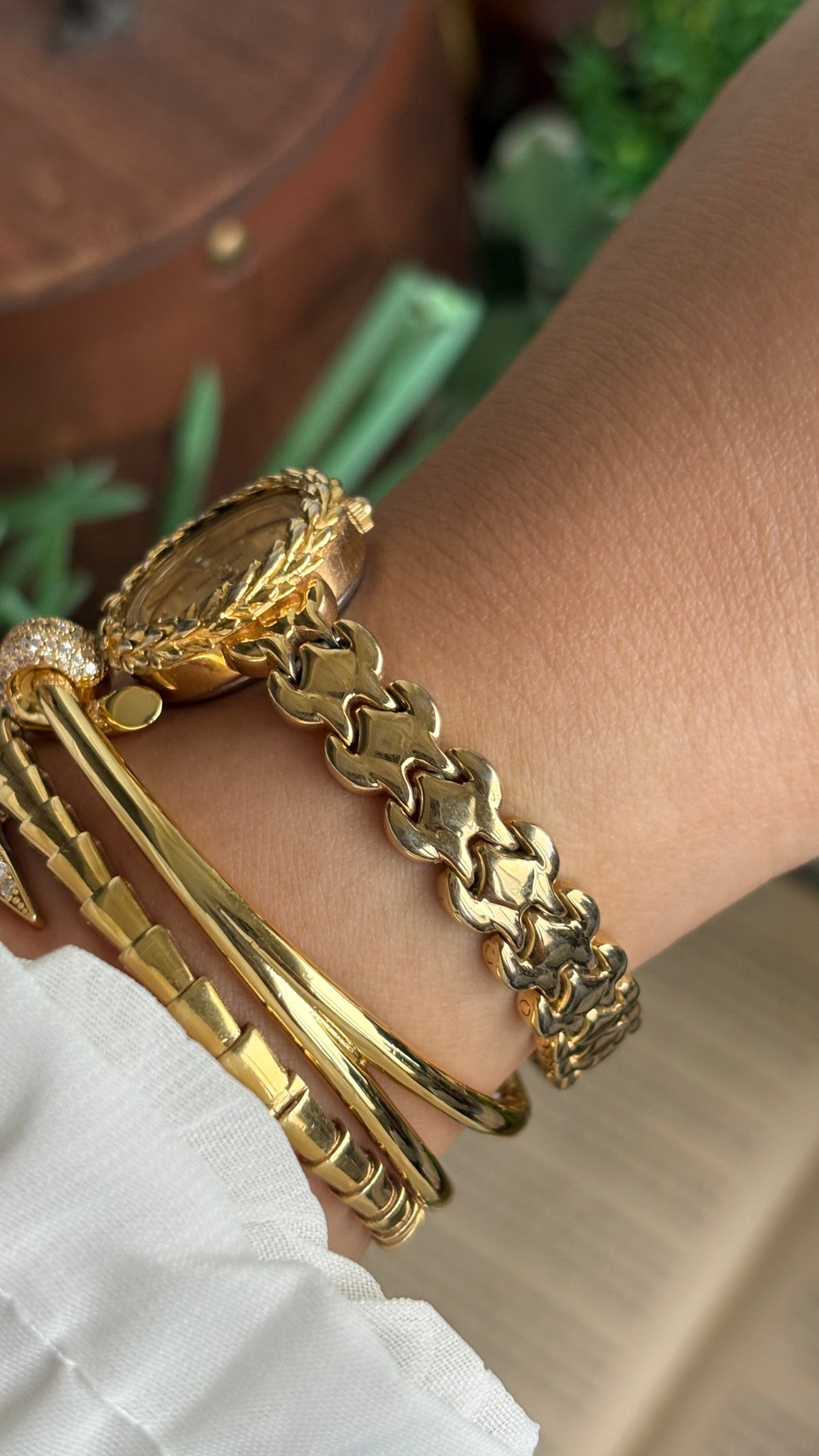 Vintage SHI-VAS Greek Goddess Crown Watch in Gold Tone