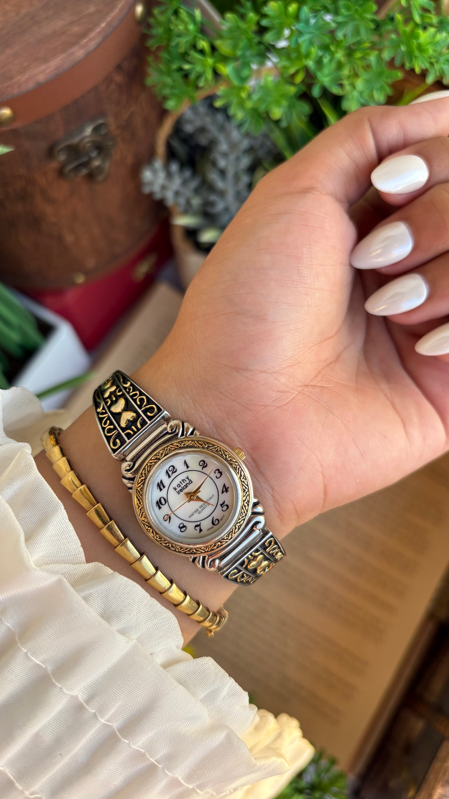 Coquette Vintage Kathy Ireland Watch in Two-Tone Pearl Dial Heart Straps