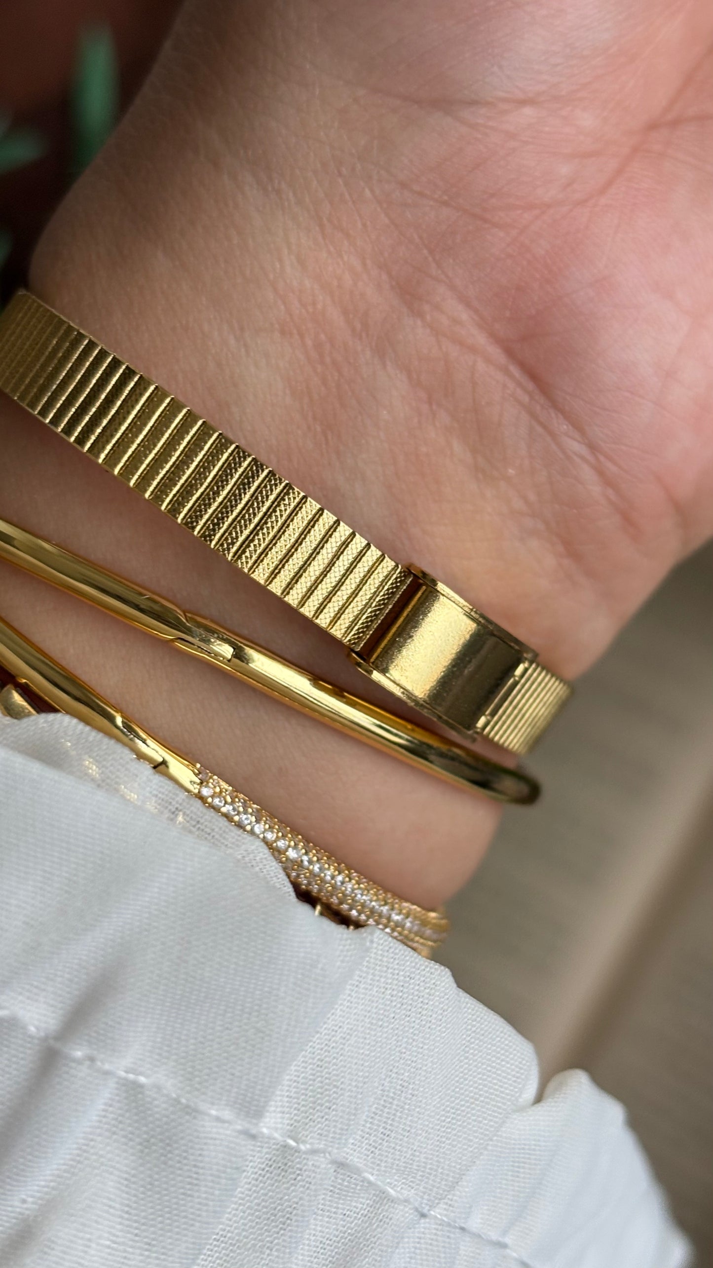 Vintage Seiko Manual Winding Watch in Gold Tone