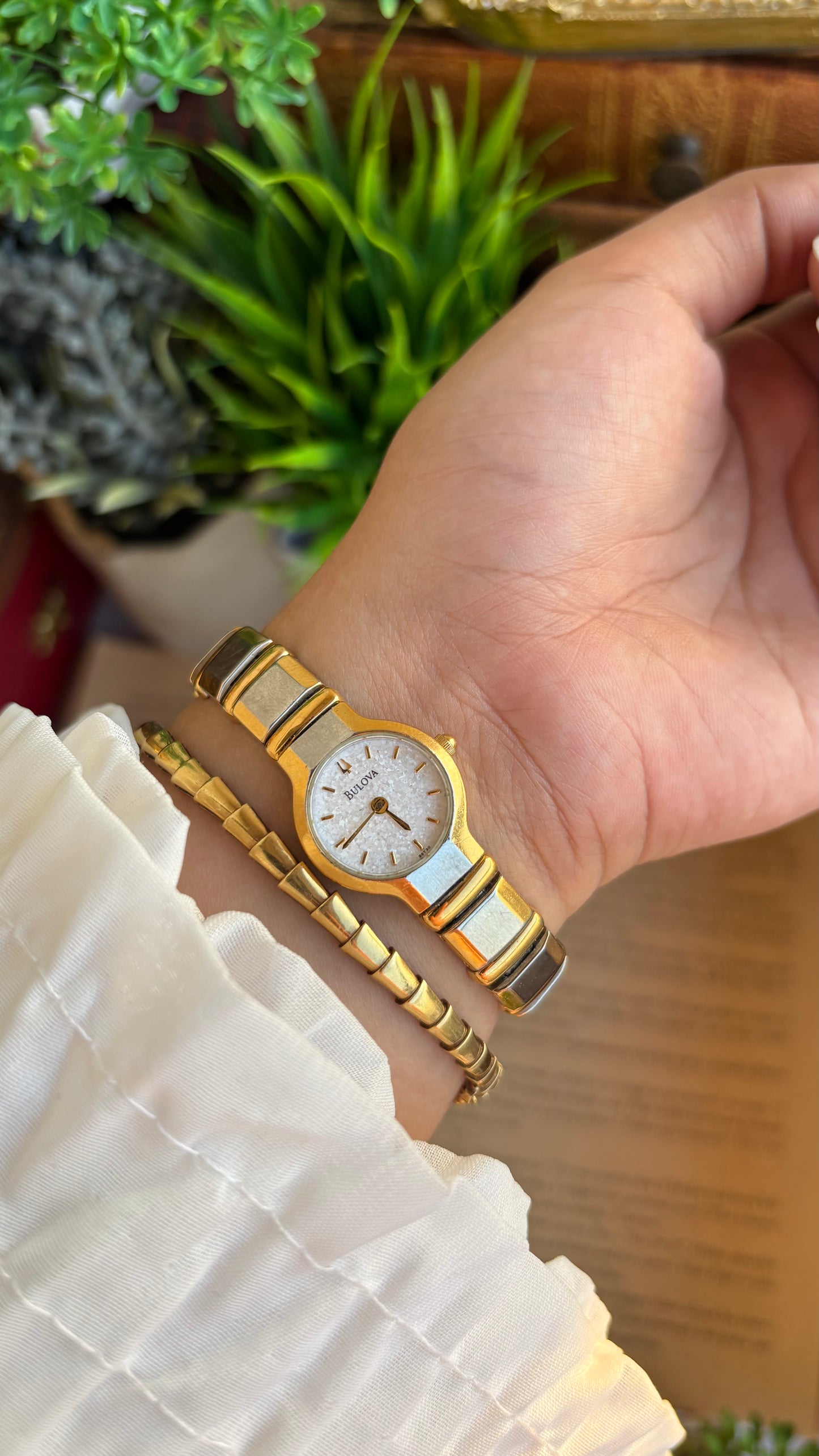 Rare Vintage Bulova Watch in Two-Tone Glittery Dial
