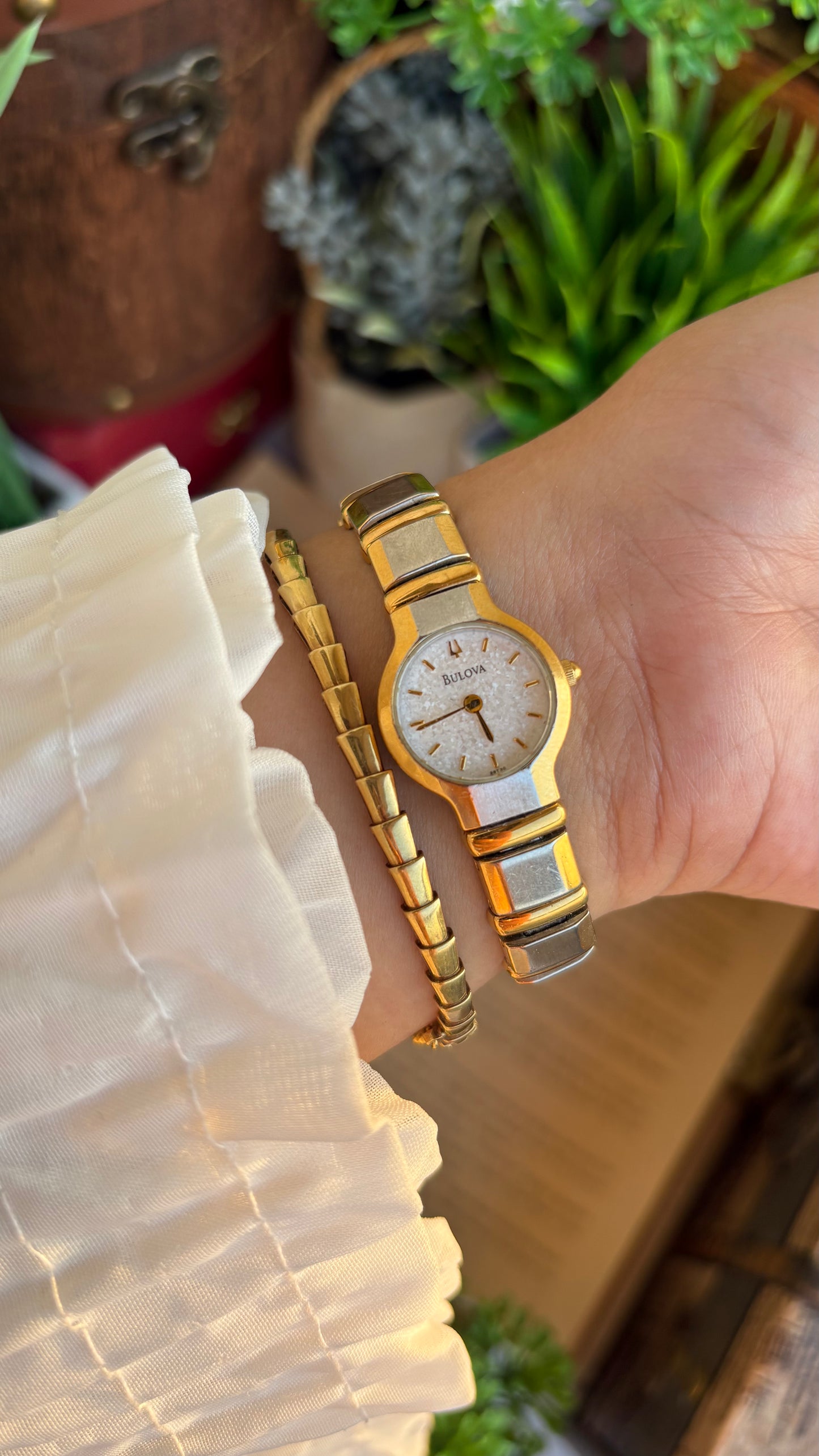 Rare Vintage Bulova Watch in Two-Tone Glittery Dial