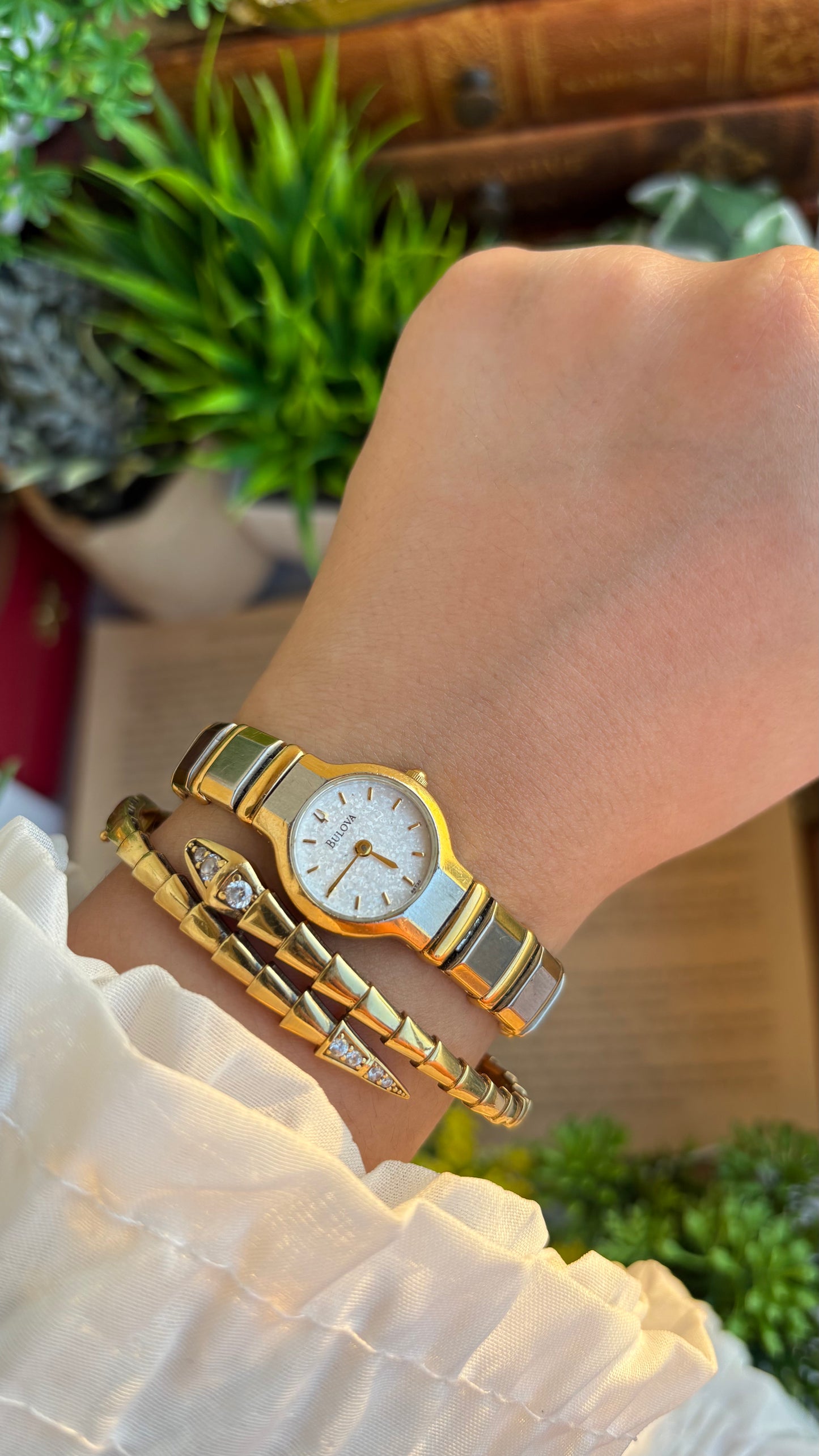 Rare Vintage Bulova Watch in Two-Tone Glittery Dial