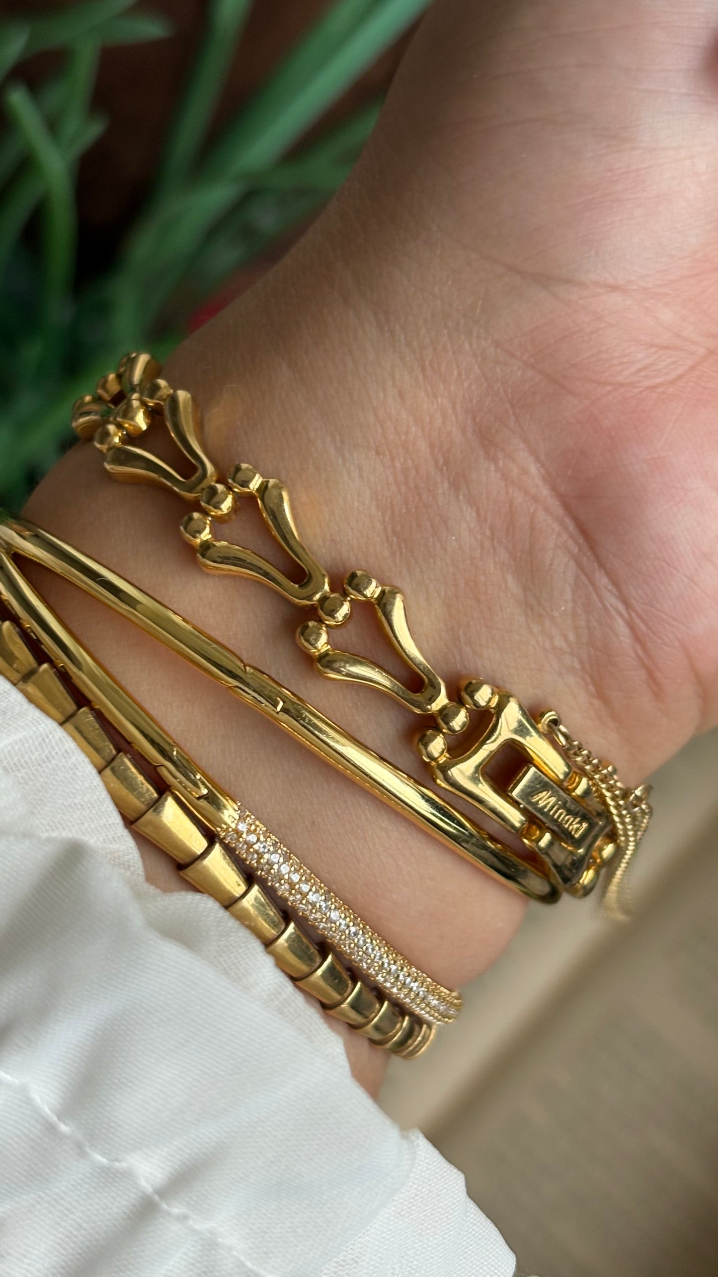 Vintage Minaki Bracelet Watch in Gold Tone