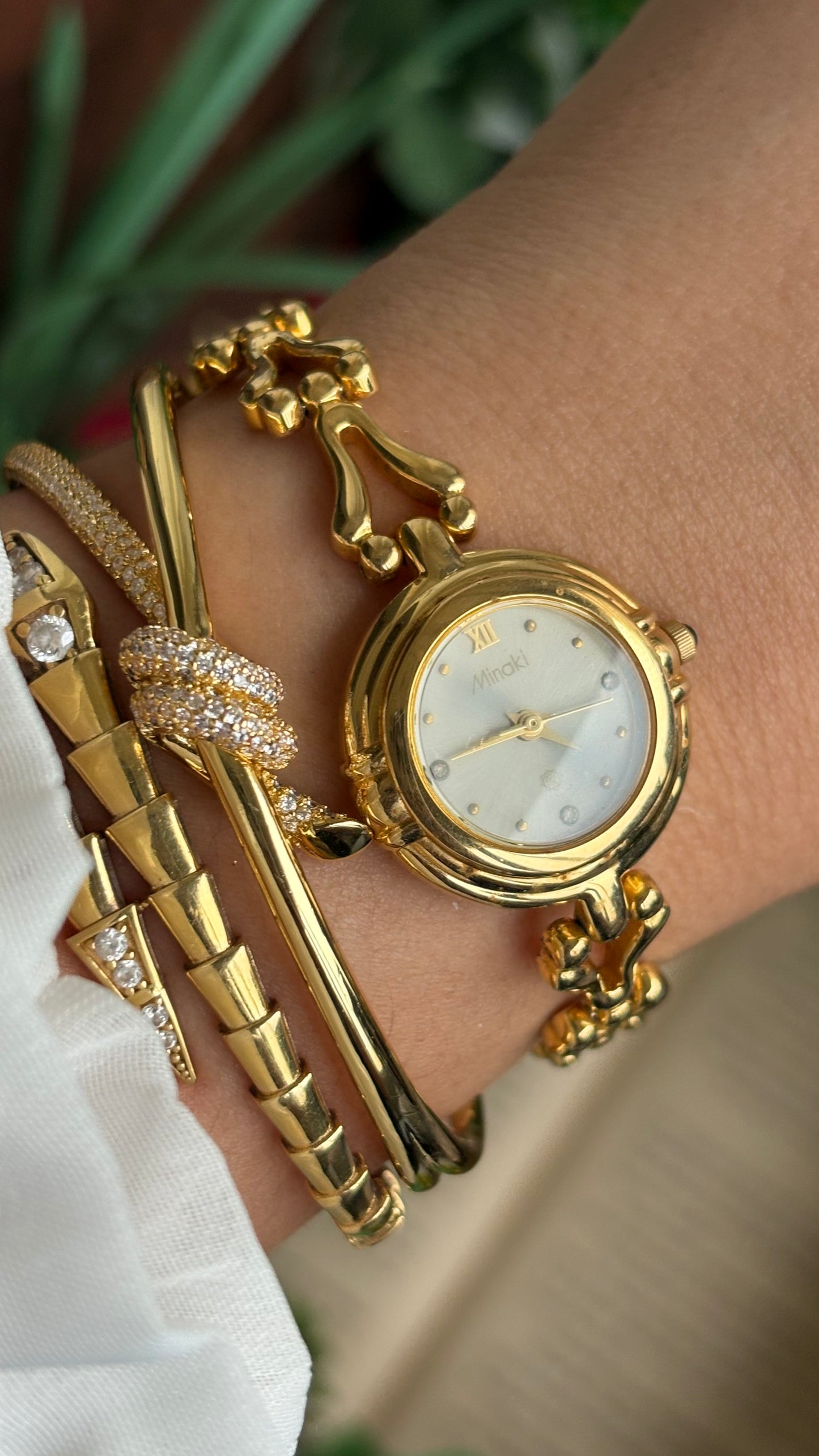 Vintage Minaki Bracelet Watch in Gold Tone