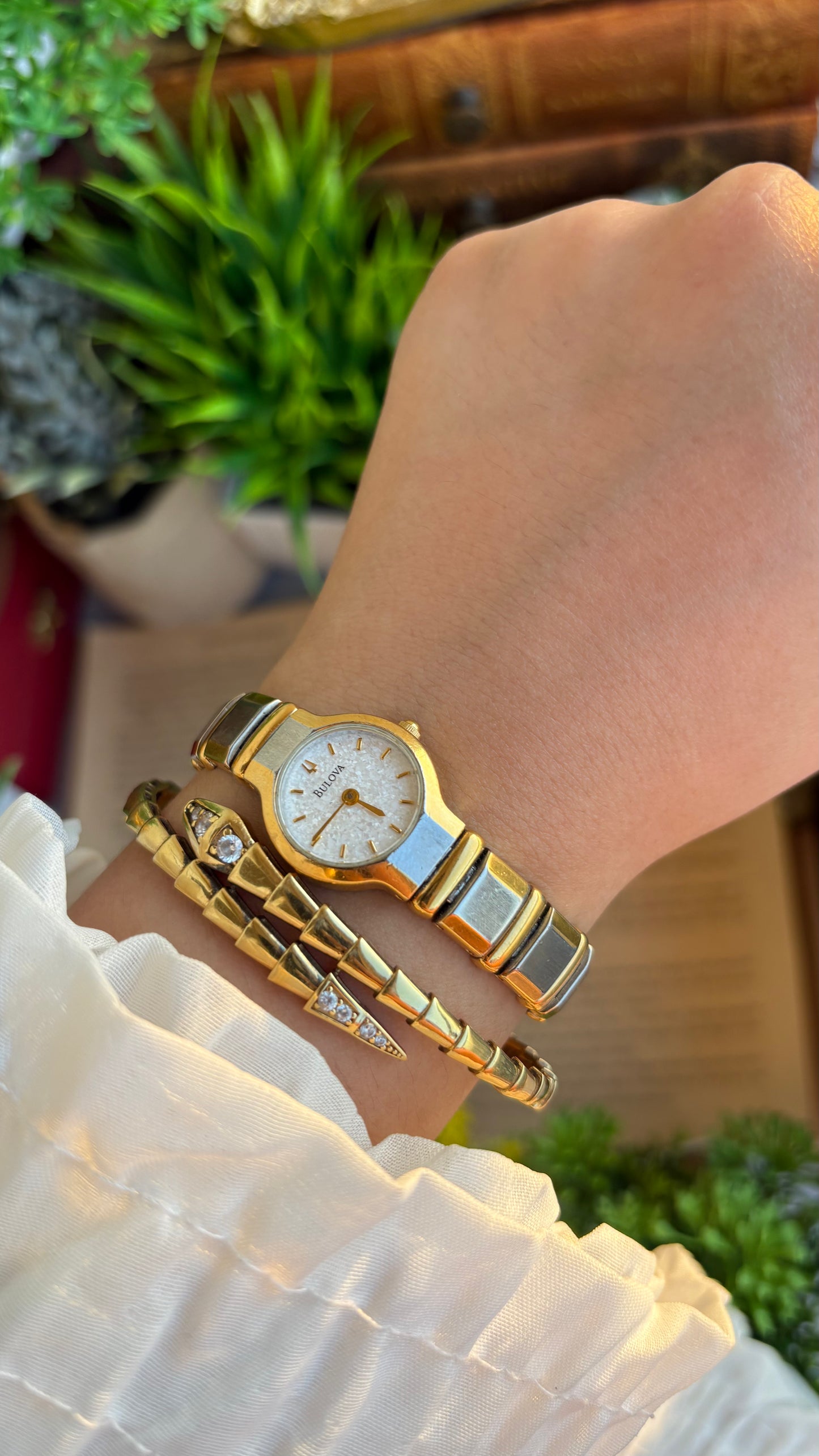Rare Vintage Bulova Watch in Two-Tone Glittery Dial
