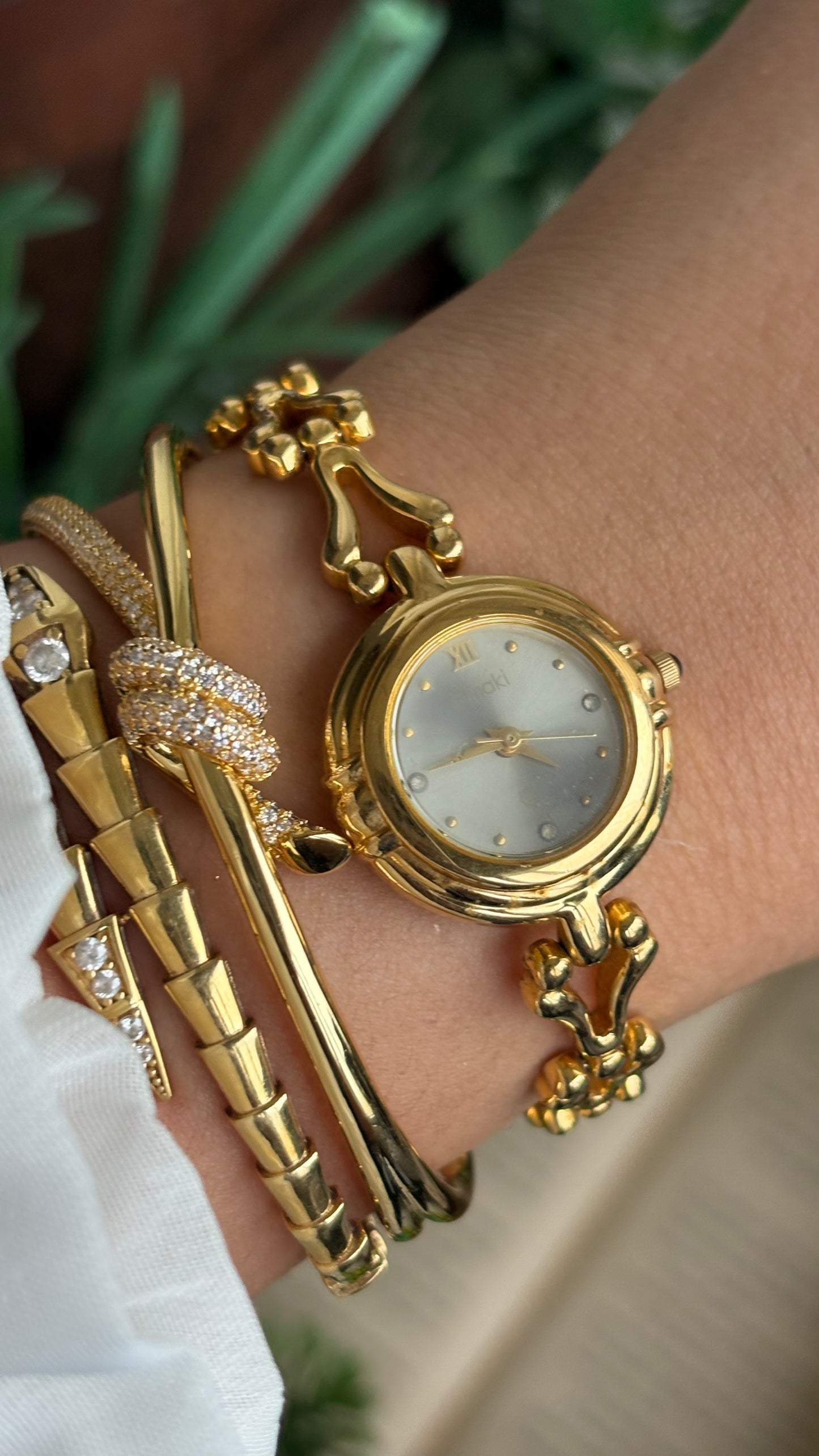 Vintage Minaki Bracelet Watch in Gold Tone