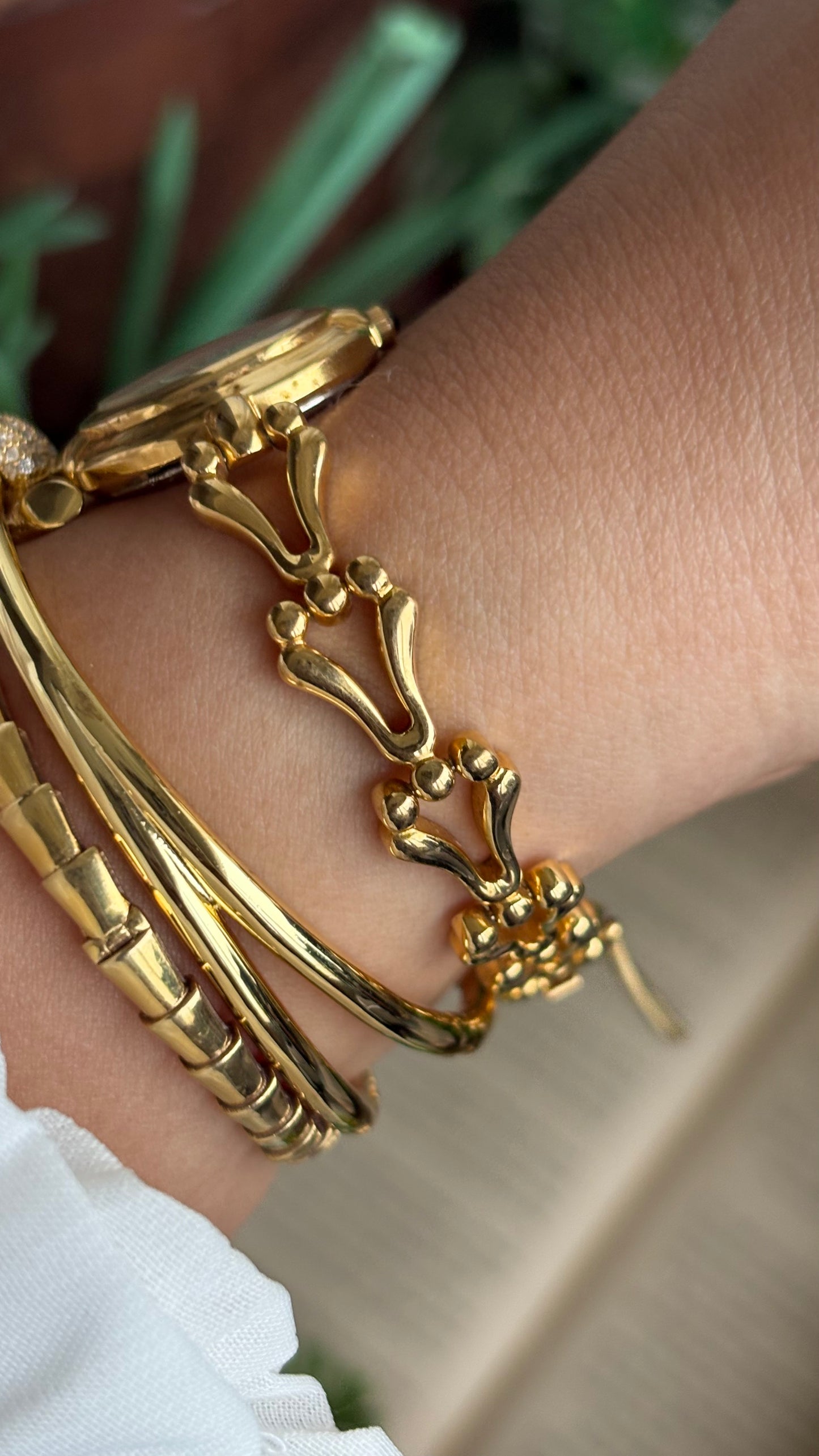 Vintage Minaki Bracelet Watch in Gold Tone