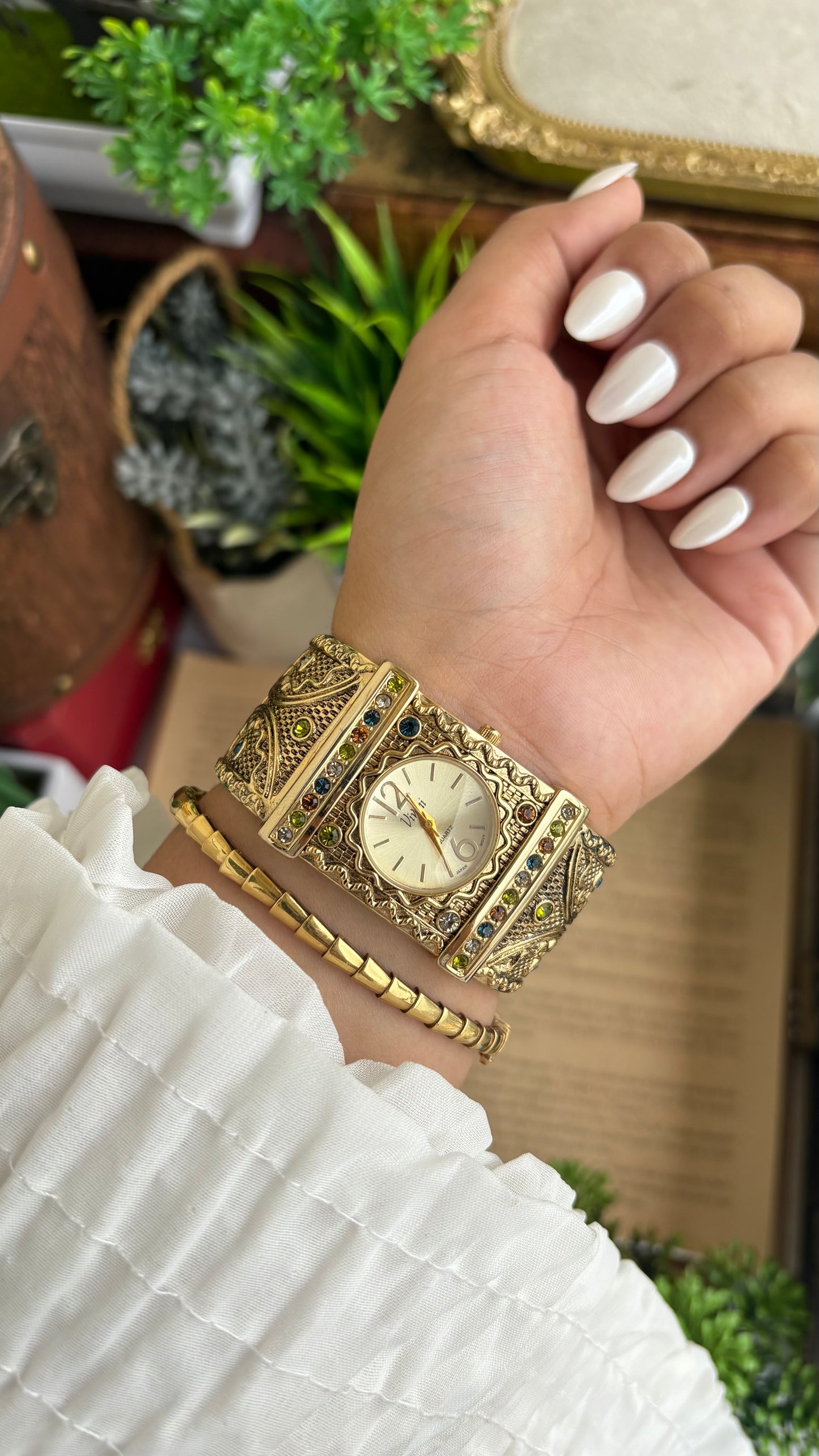 Vintage Vivani Cuff Antique Watch in Gold Tone Natural Stones