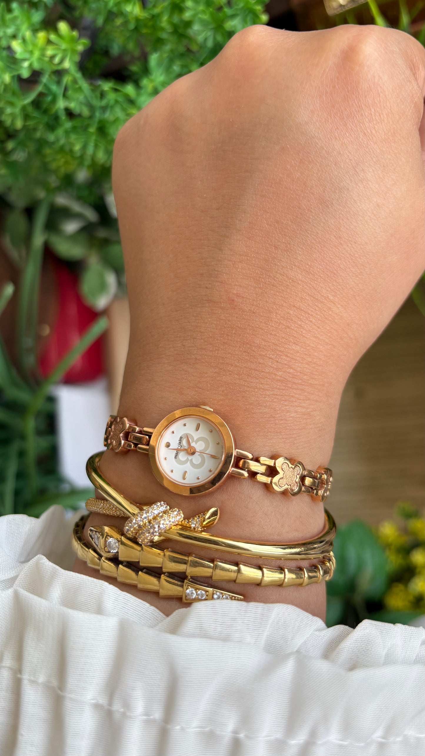 Vintage Marie Claire Watch in Gold Tone Leaf Clover Bracelet