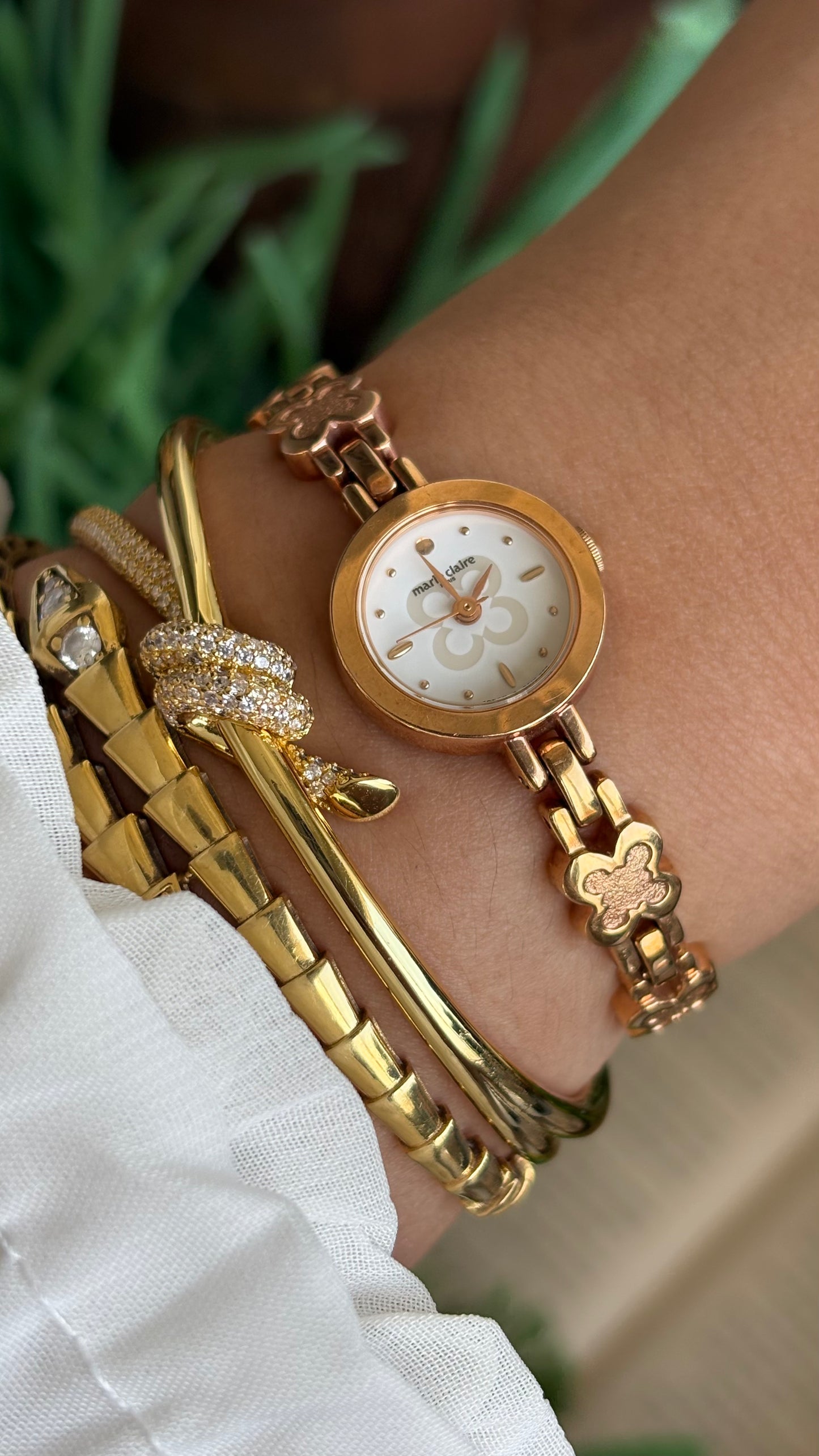 Vintage Marie Claire Watch in Gold Tone Leaf Clover Bracelet