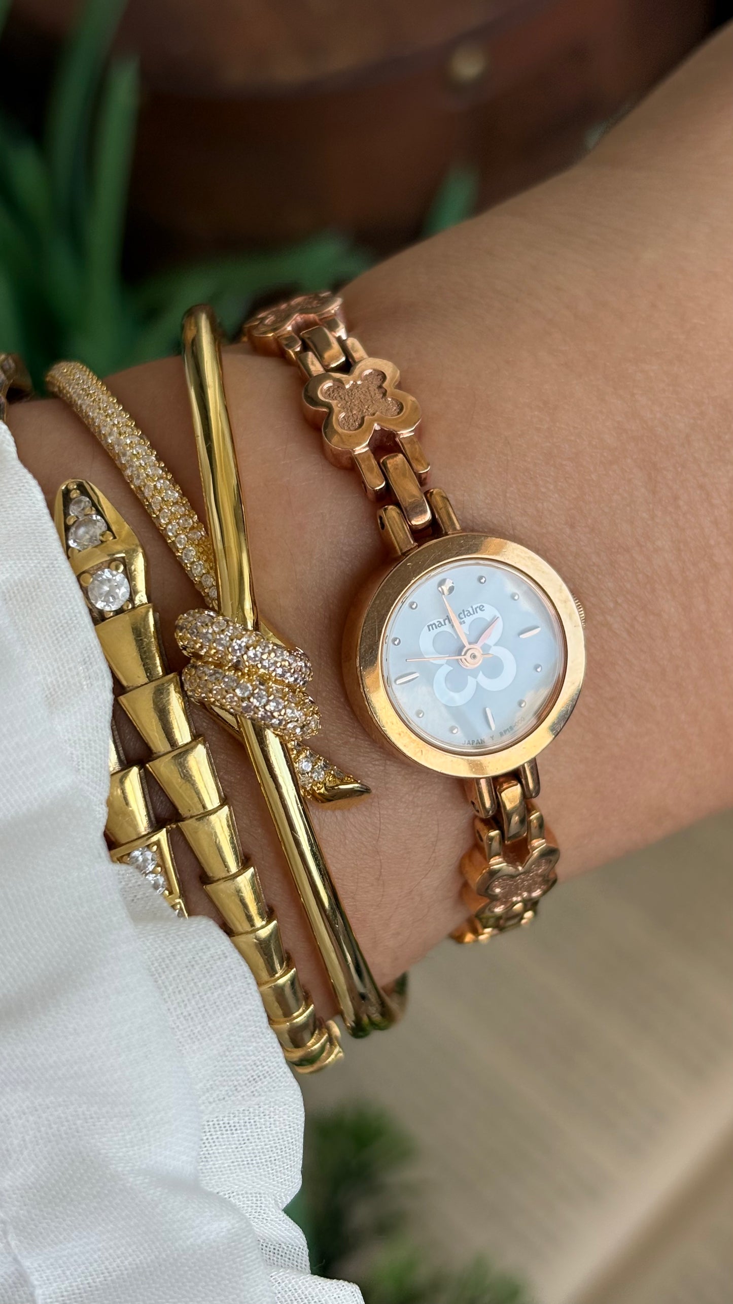Vintage Marie Claire Watch in Gold Tone Leaf Clover Bracelet