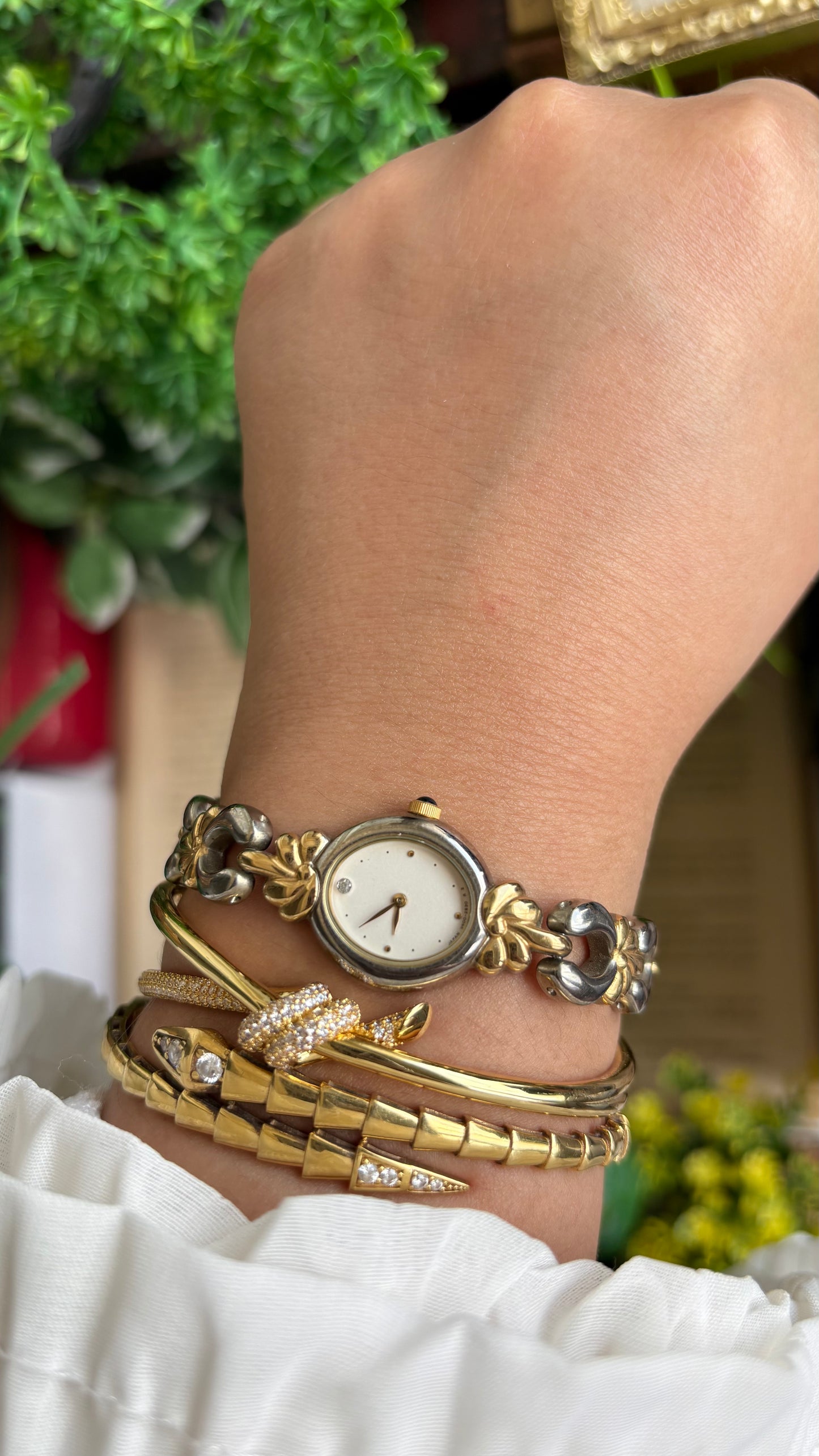 Vintage Noevir Citizen Watch in Two-Tone Flower Coquette Straps