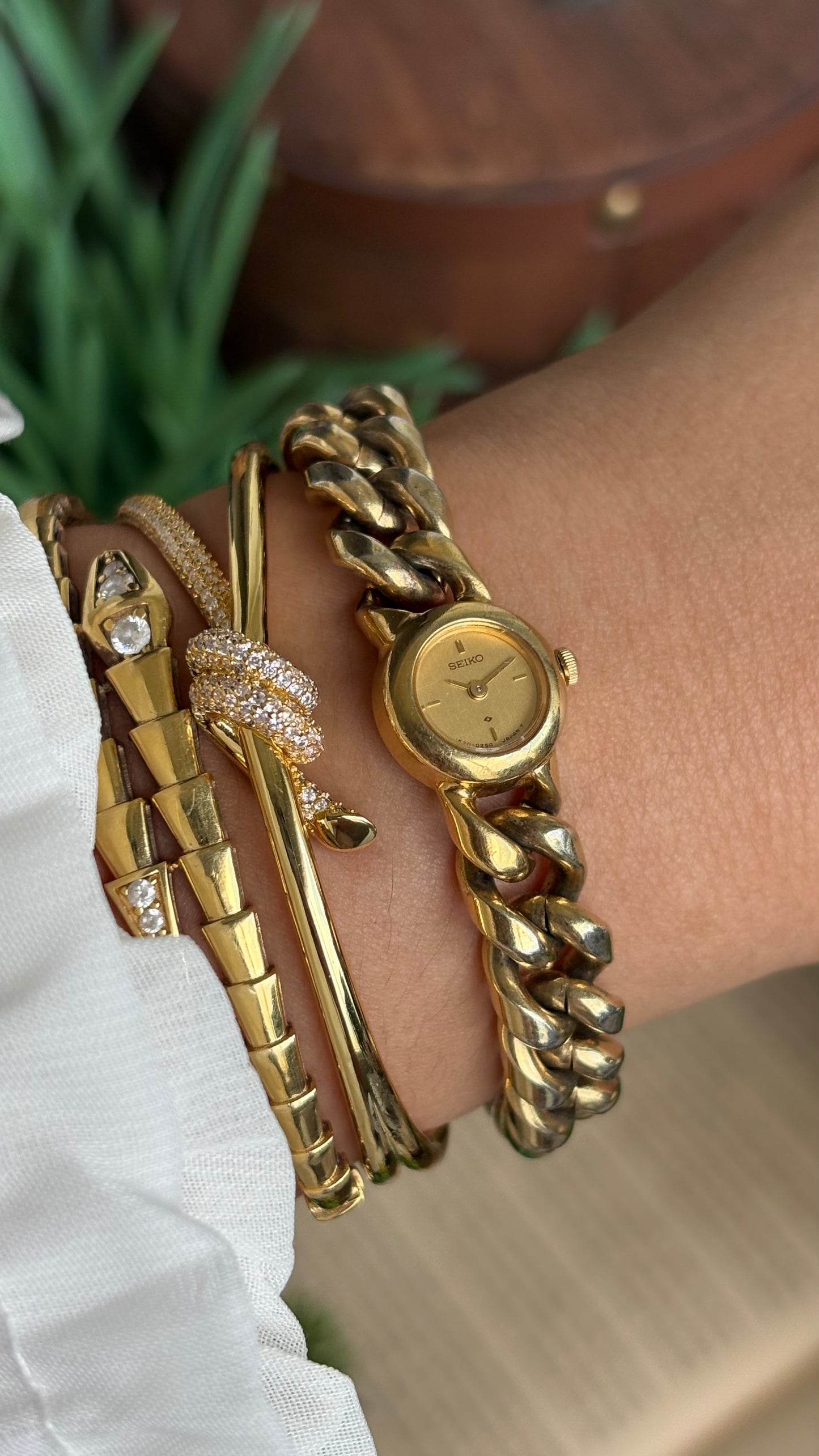 Extremely Rare Vintage Seiko Chain Bracelet Watch in Gold Tone Super Dainty