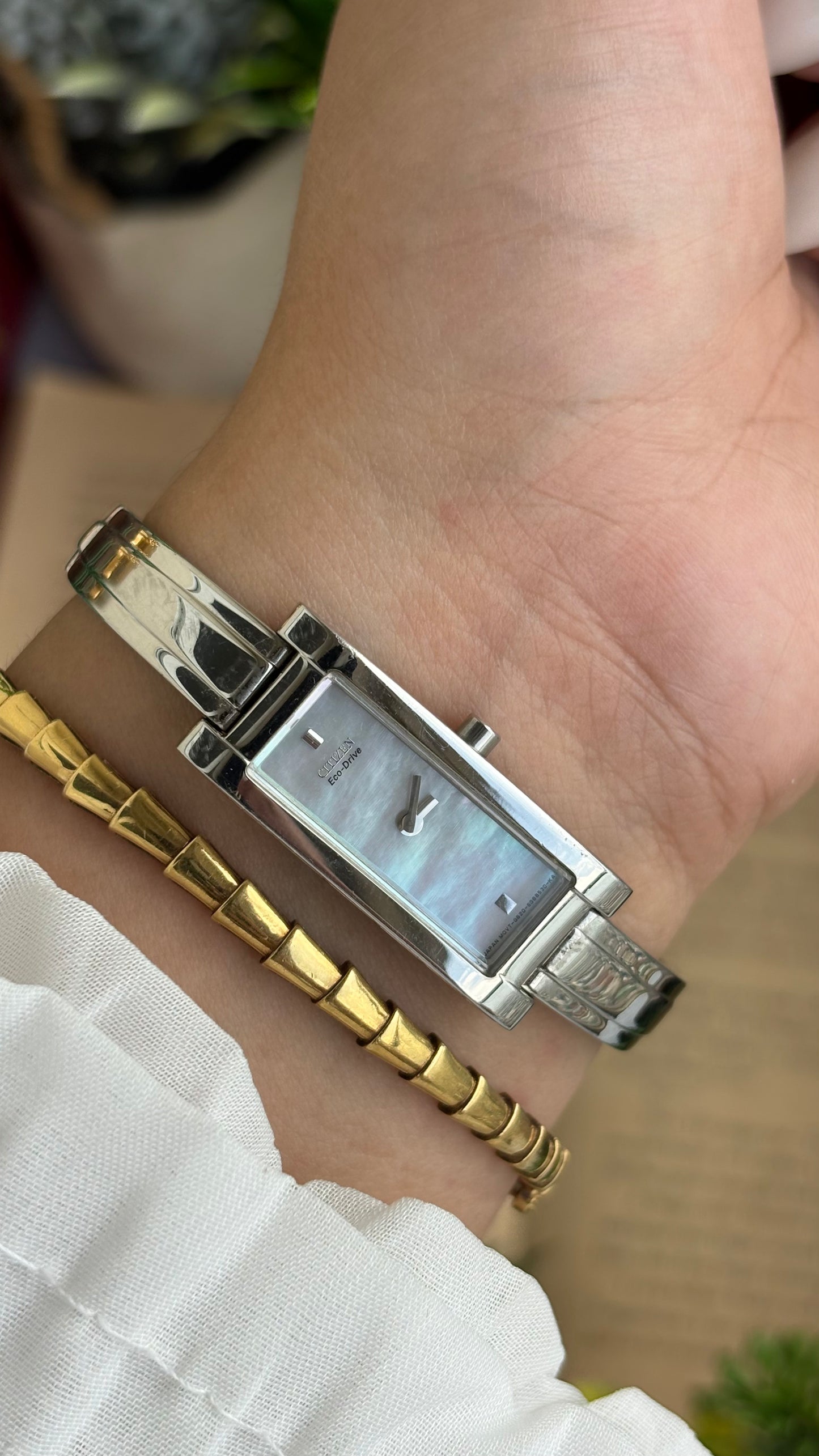 Extremely Rare and Slim Vintage Citizen Eco-Drive Solar Watch in Silver Tone Pearl Dial