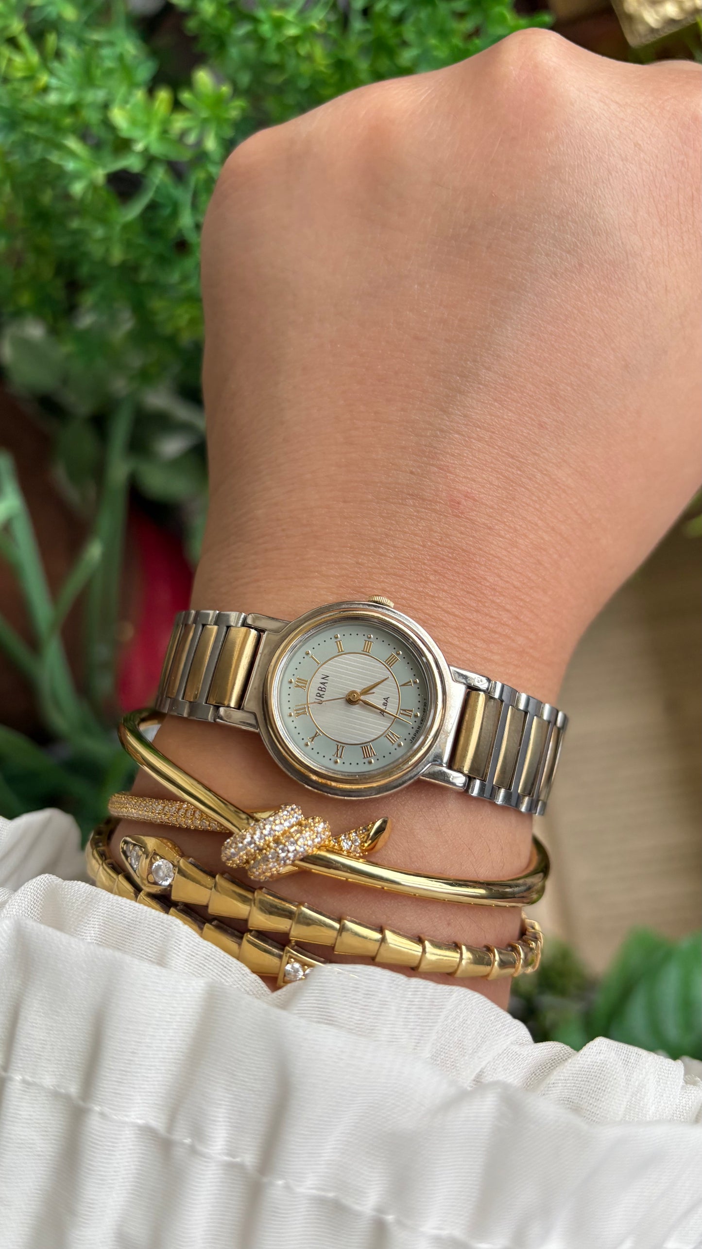 Vintage Urban Alba Seiko Watch in Two-Tone Beautiful Light Blue Dial