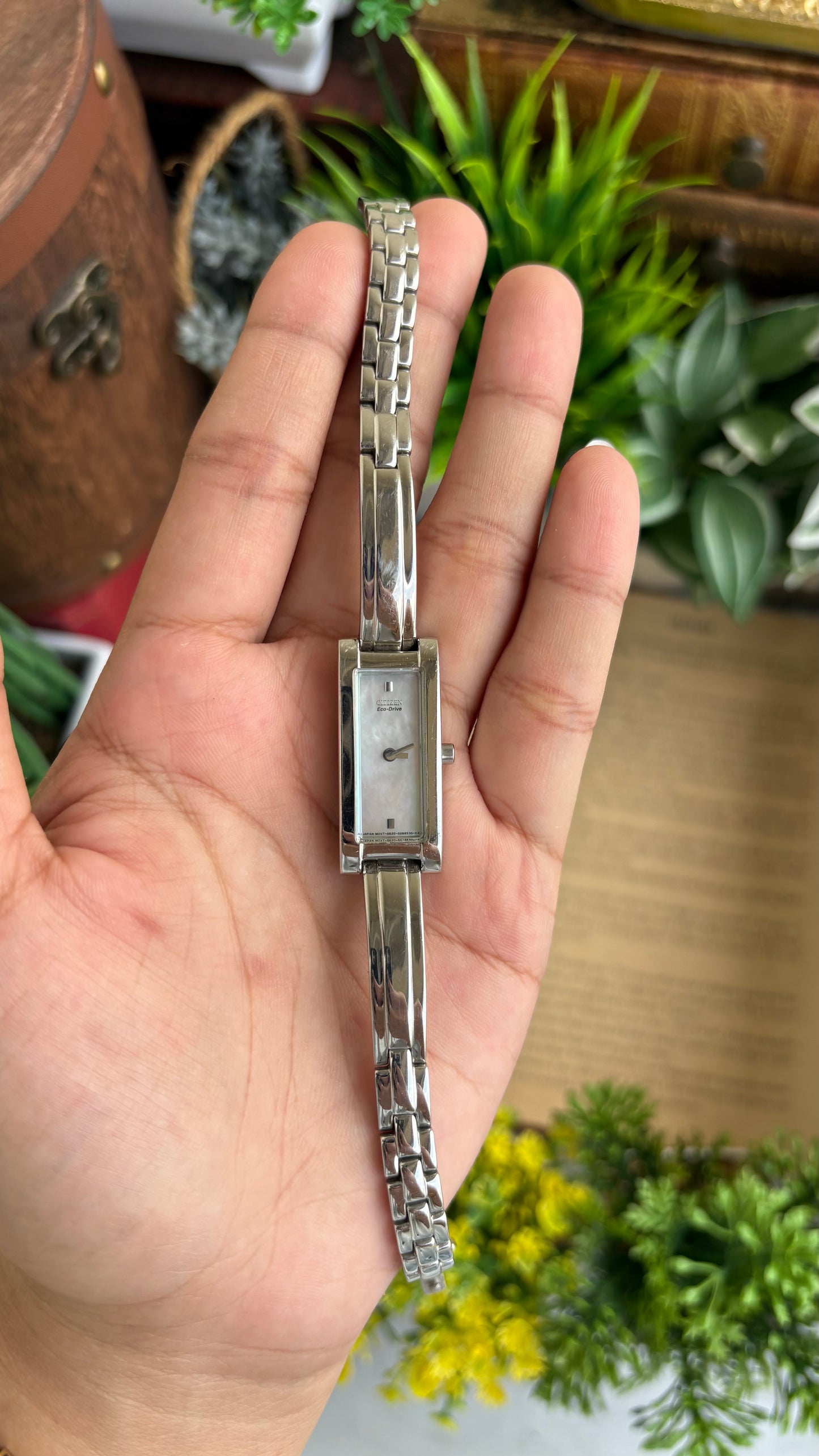 Extremely Rare and Slim Vintage Citizen Eco-Drive Solar Watch in Silver Tone Pearl Dial