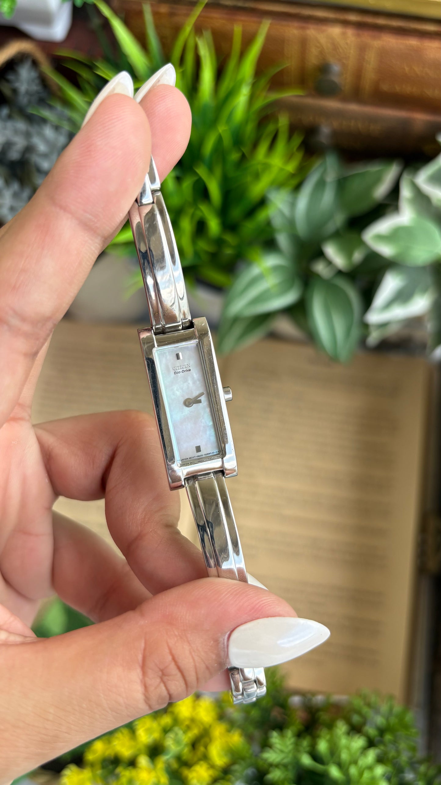 Extremely Rare and Slim Vintage Citizen Eco-Drive Solar Watch in Silver Tone Pearl Dial