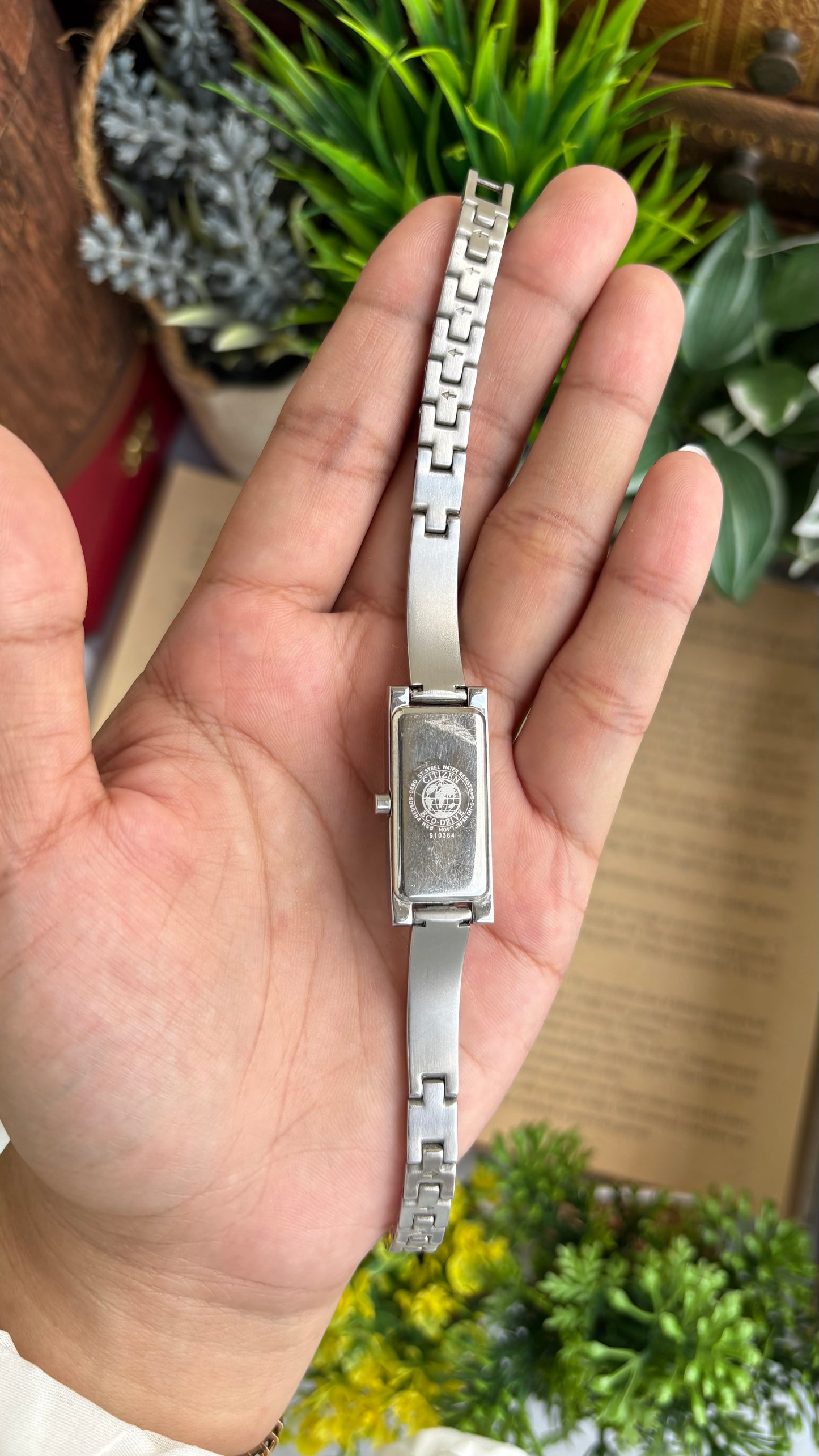 Extremely Rare and Slim Vintage Citizen Eco-Drive Solar Watch in Silver Tone Pearl Dial