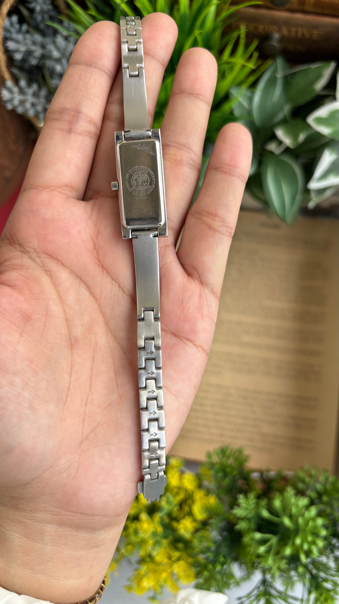 Extremely Rare and Slim Vintage Citizen Eco-Drive Solar Watch in Silver Tone Pearl Dial