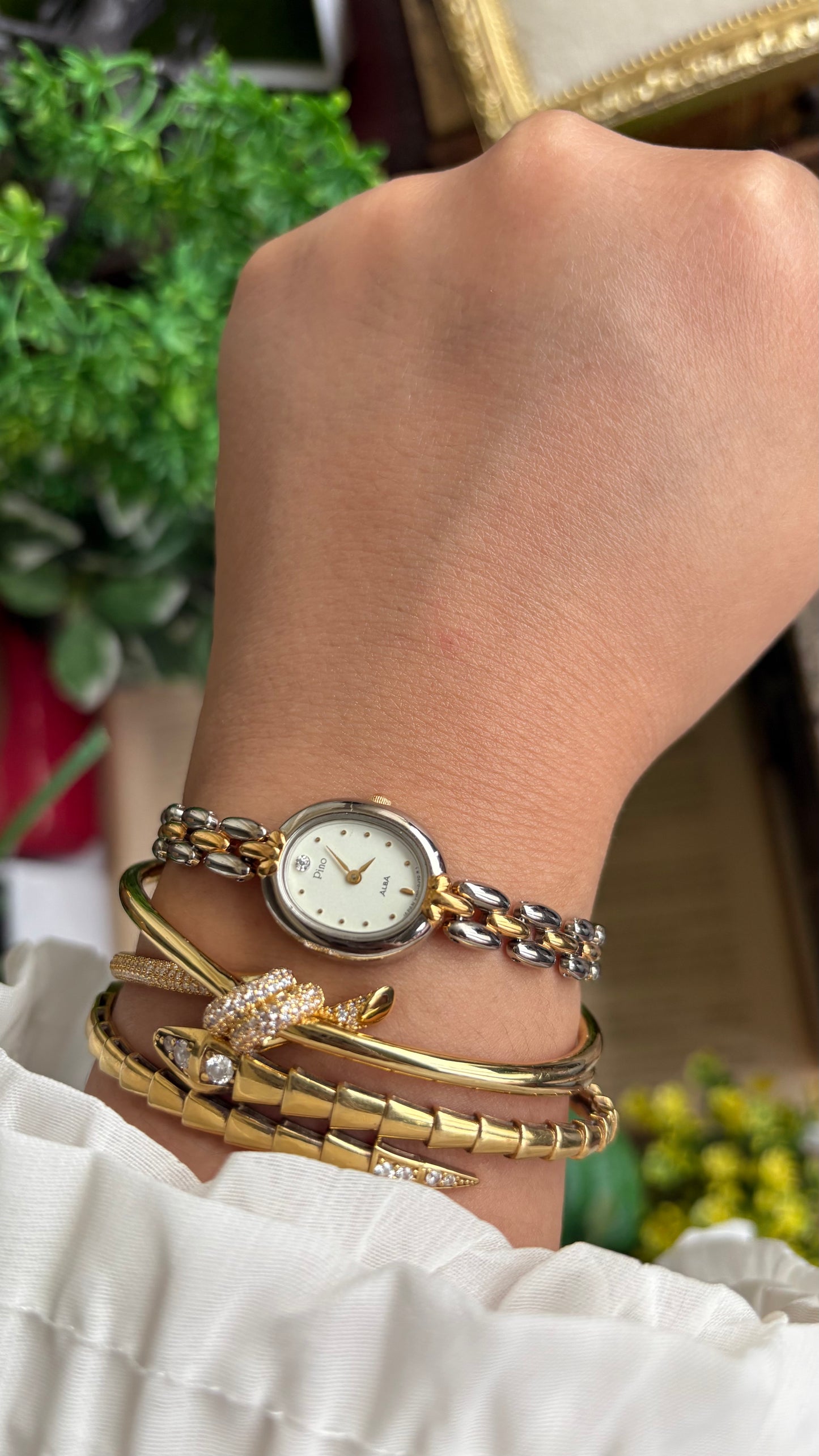 Vintage Pino Alba Seiko Watch in Two-Tone Oval Dial