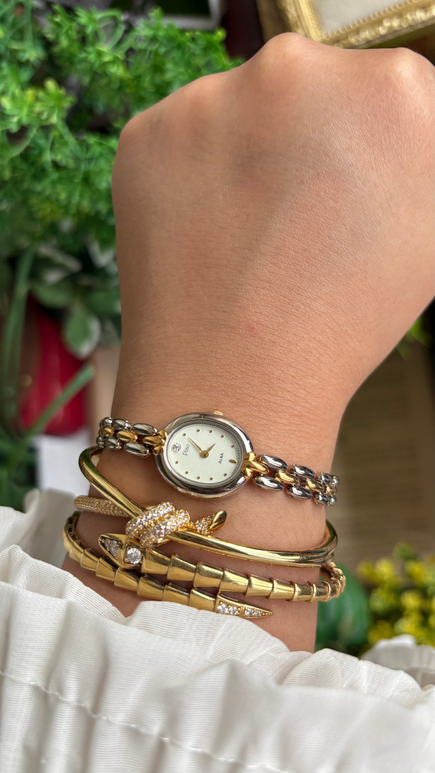 Vintage Pino Alba Seiko Watch in Two-Tone Oval Dial