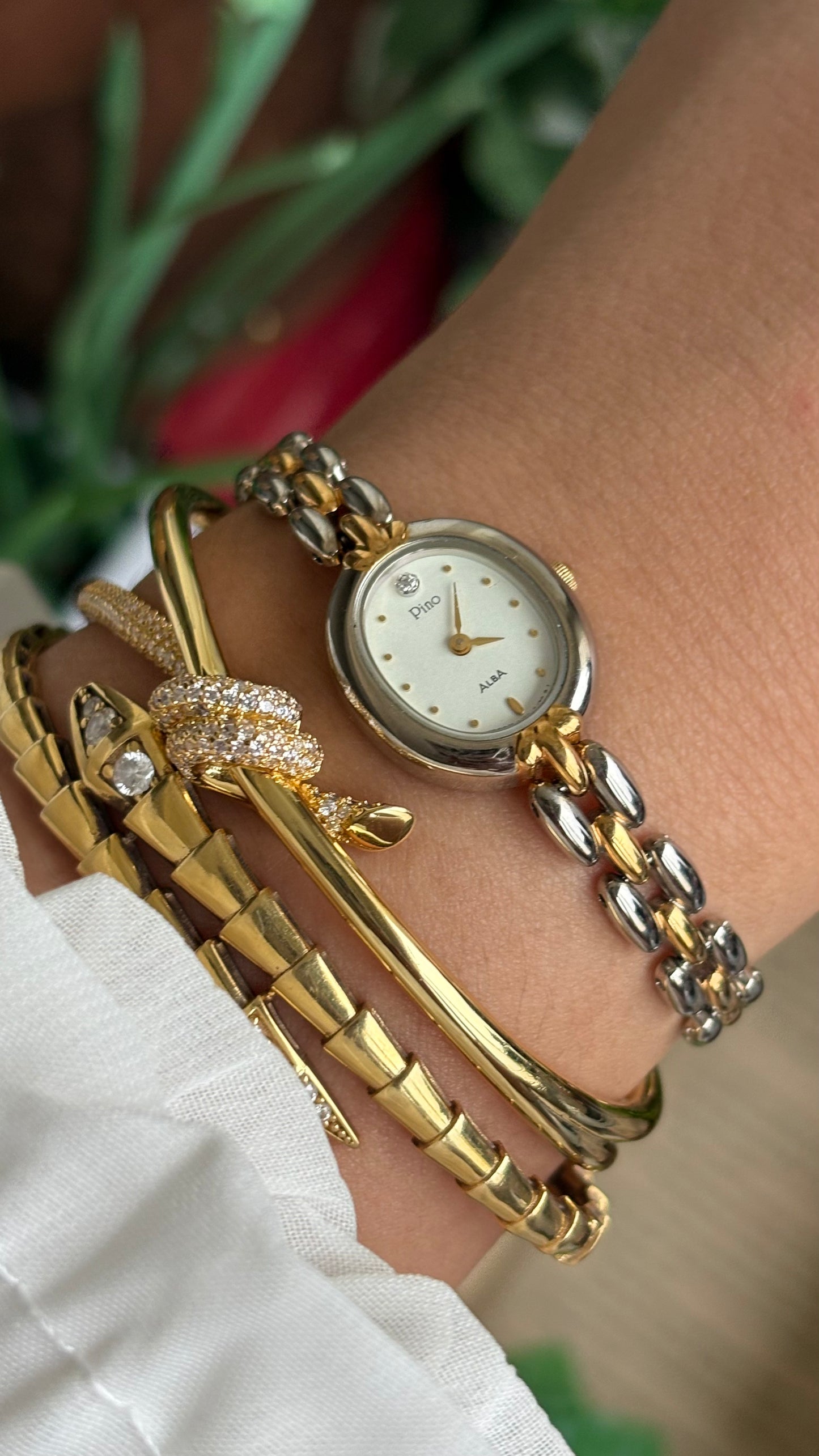 Vintage Pino Alba Seiko Watch in Two-Tone Oval Dial