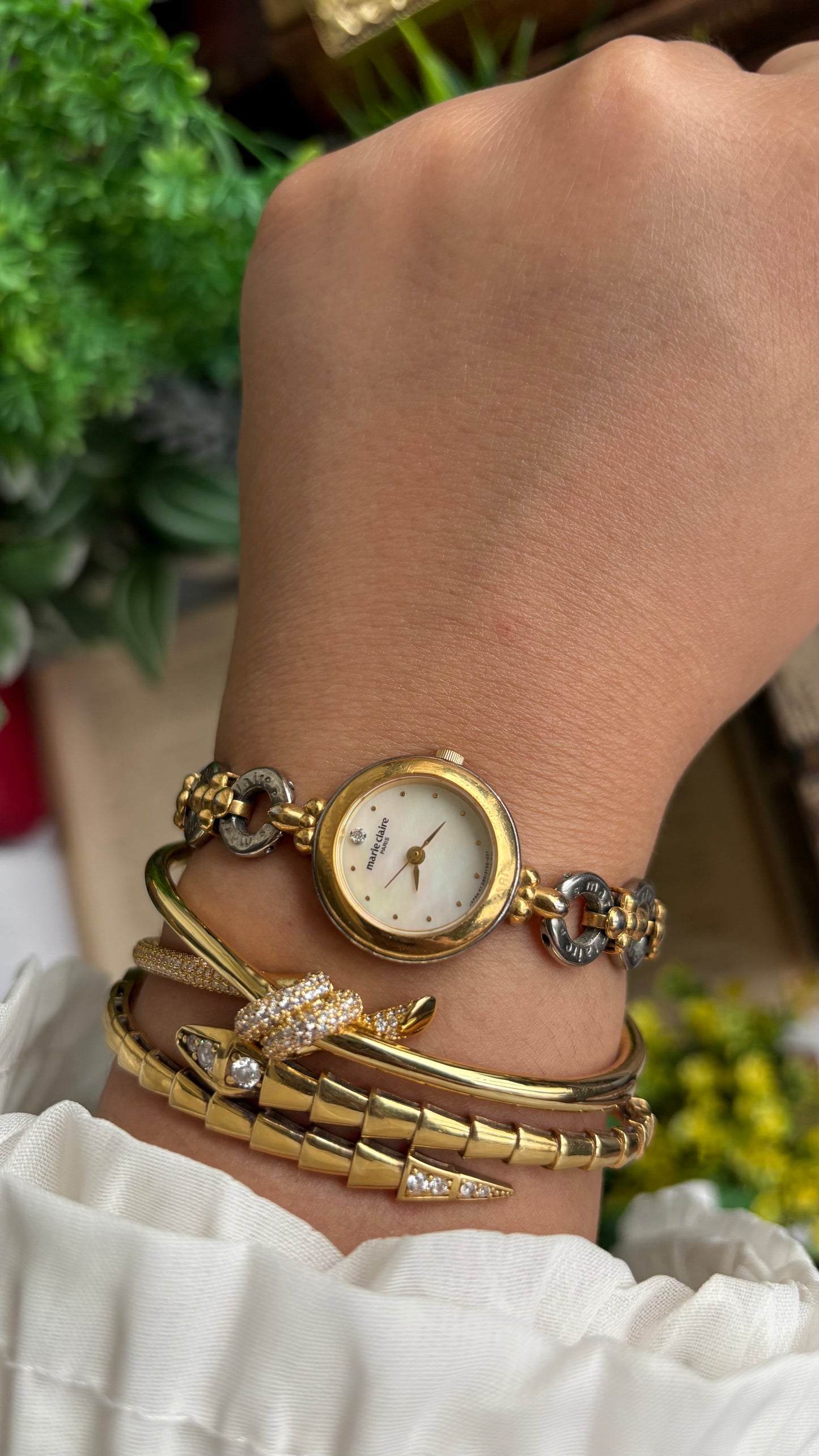 Vintage Marie Claire Flower Straps Watch in Two-Tone Pearl Dial