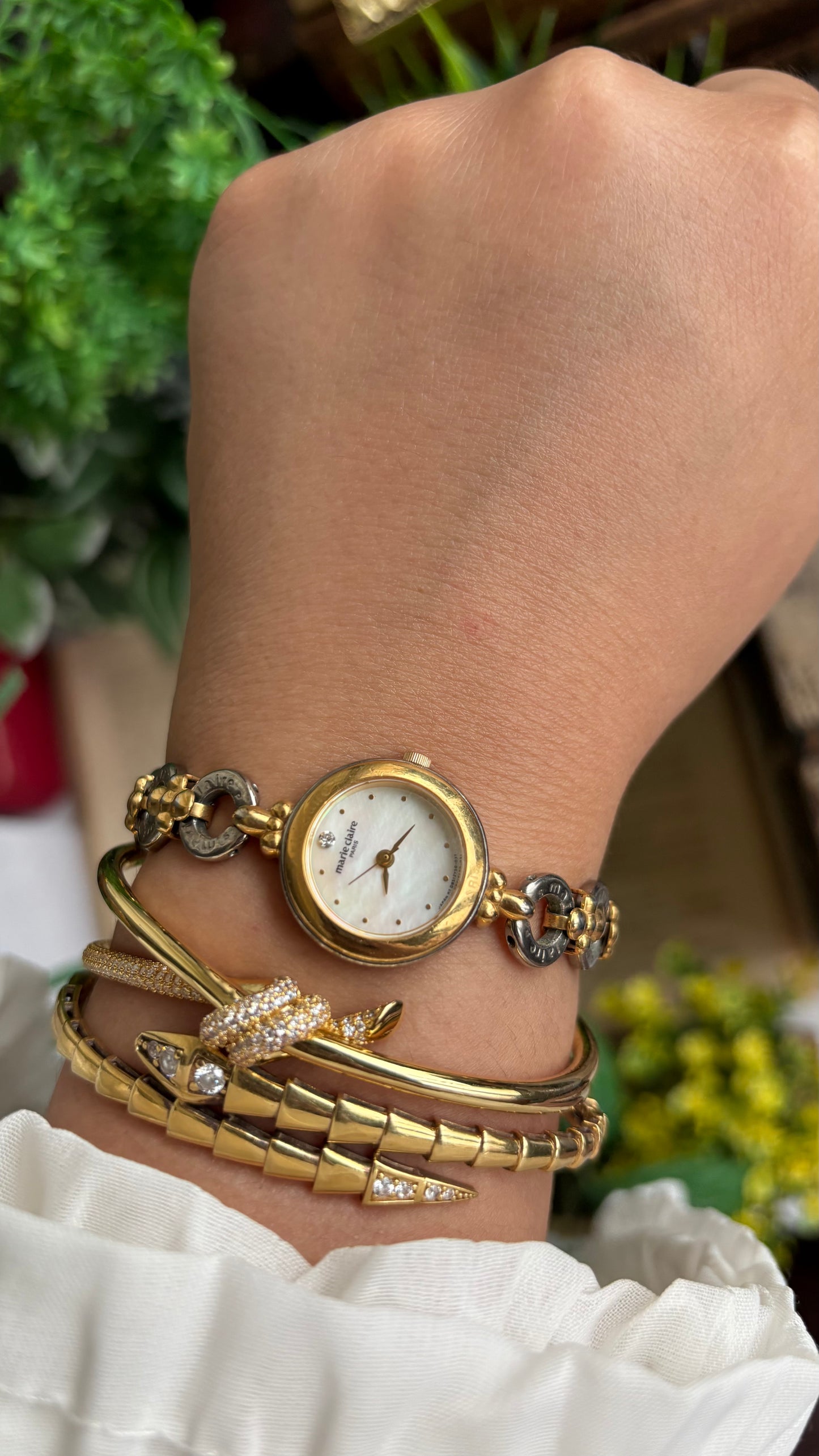 Vintage Marie Claire Flower Straps Watch in Two-Tone Pearl Dial