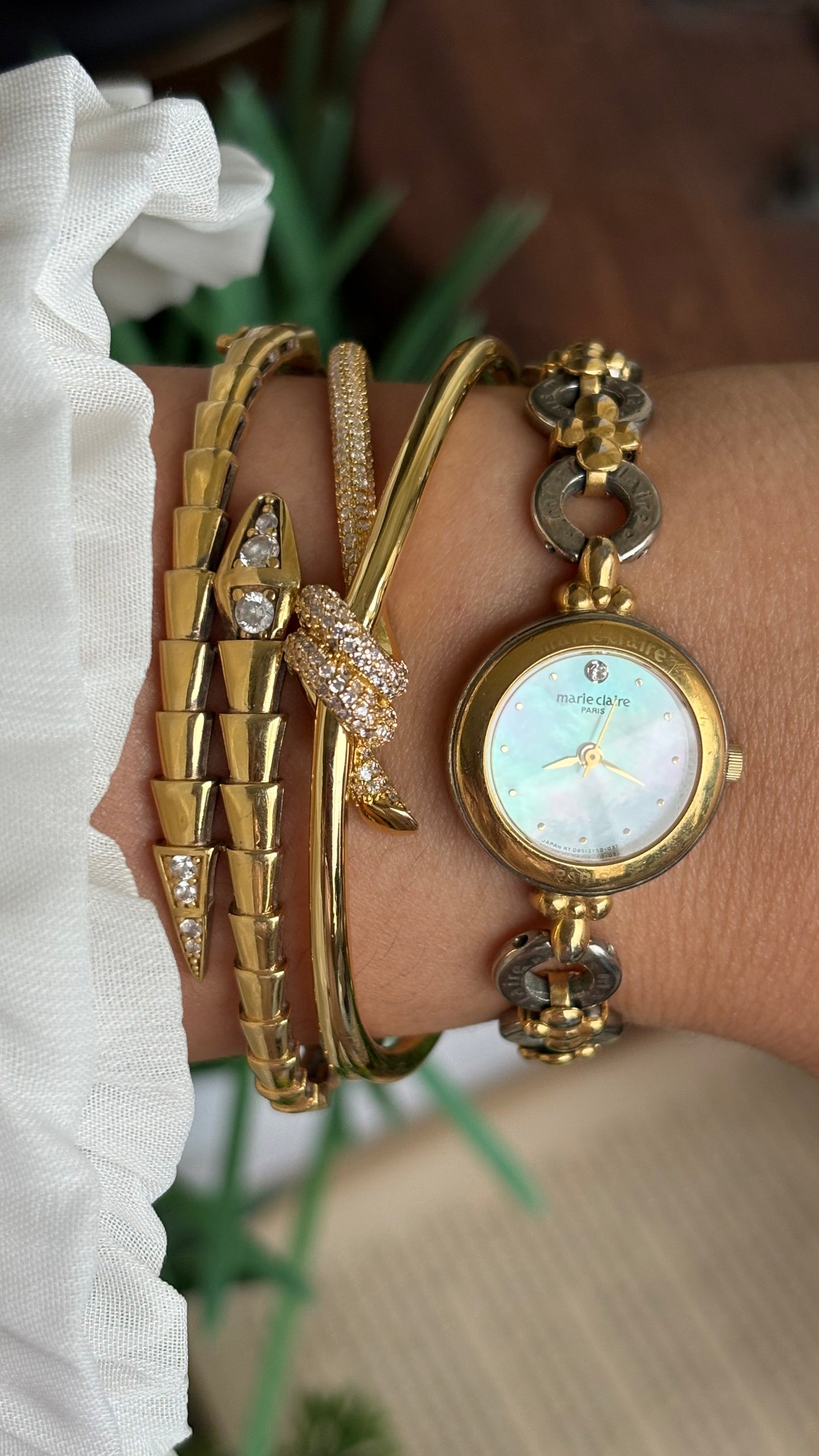 Vintage Marie Claire Flower Straps Watch in Two-Tone Pearl Dial