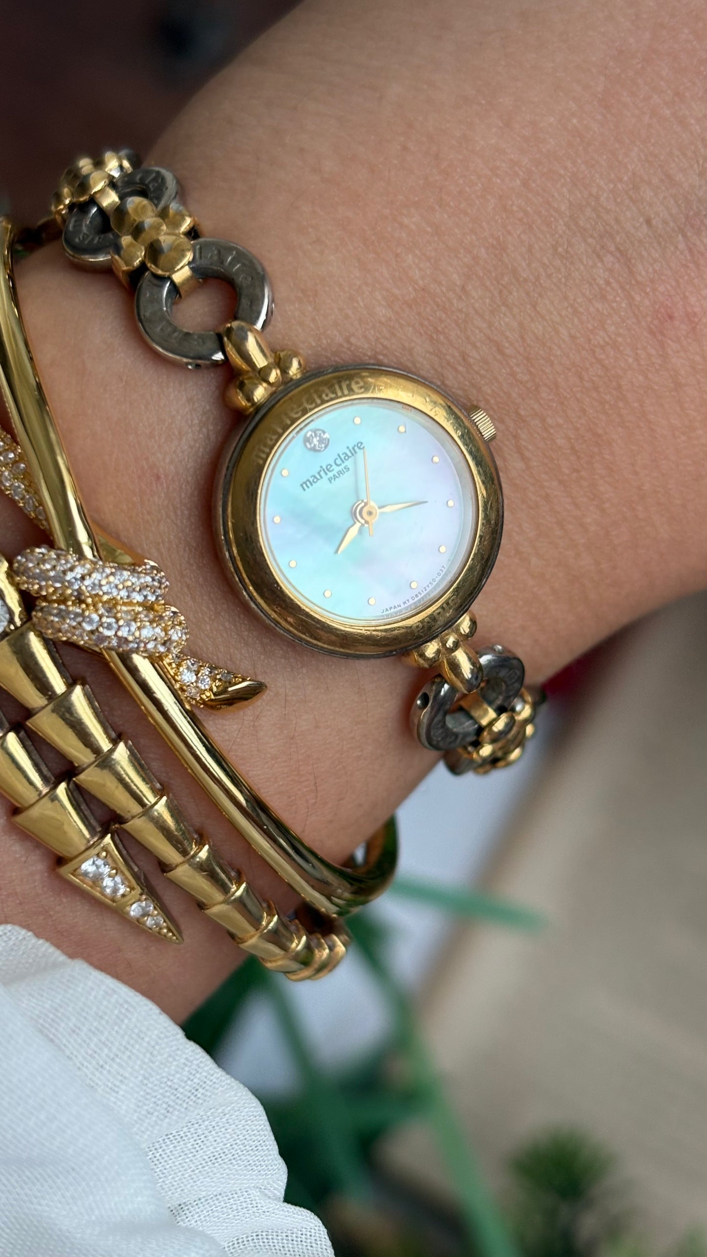 Vintage Marie Claire Flower Straps Watch in Two-Tone Pearl Dial