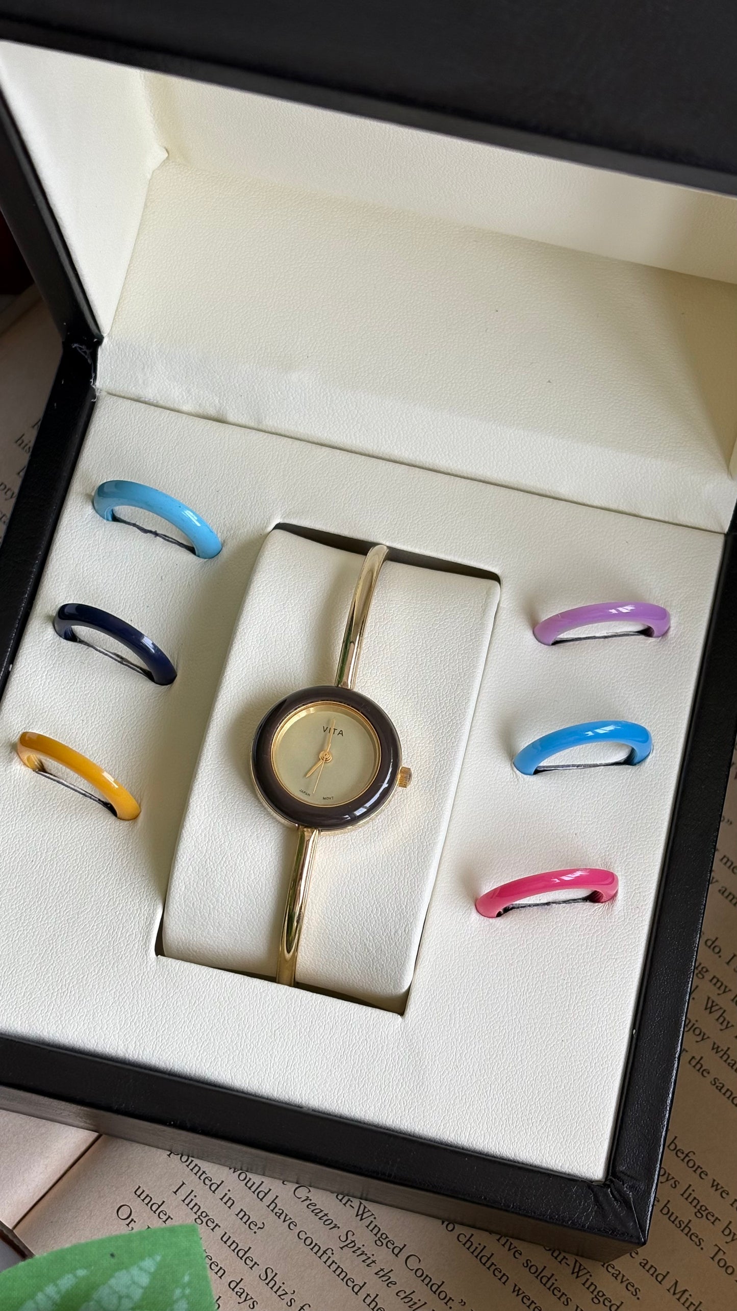 Vintage Vita Interchangeable Bezel Set Watch in Gold Tone Gucci Style