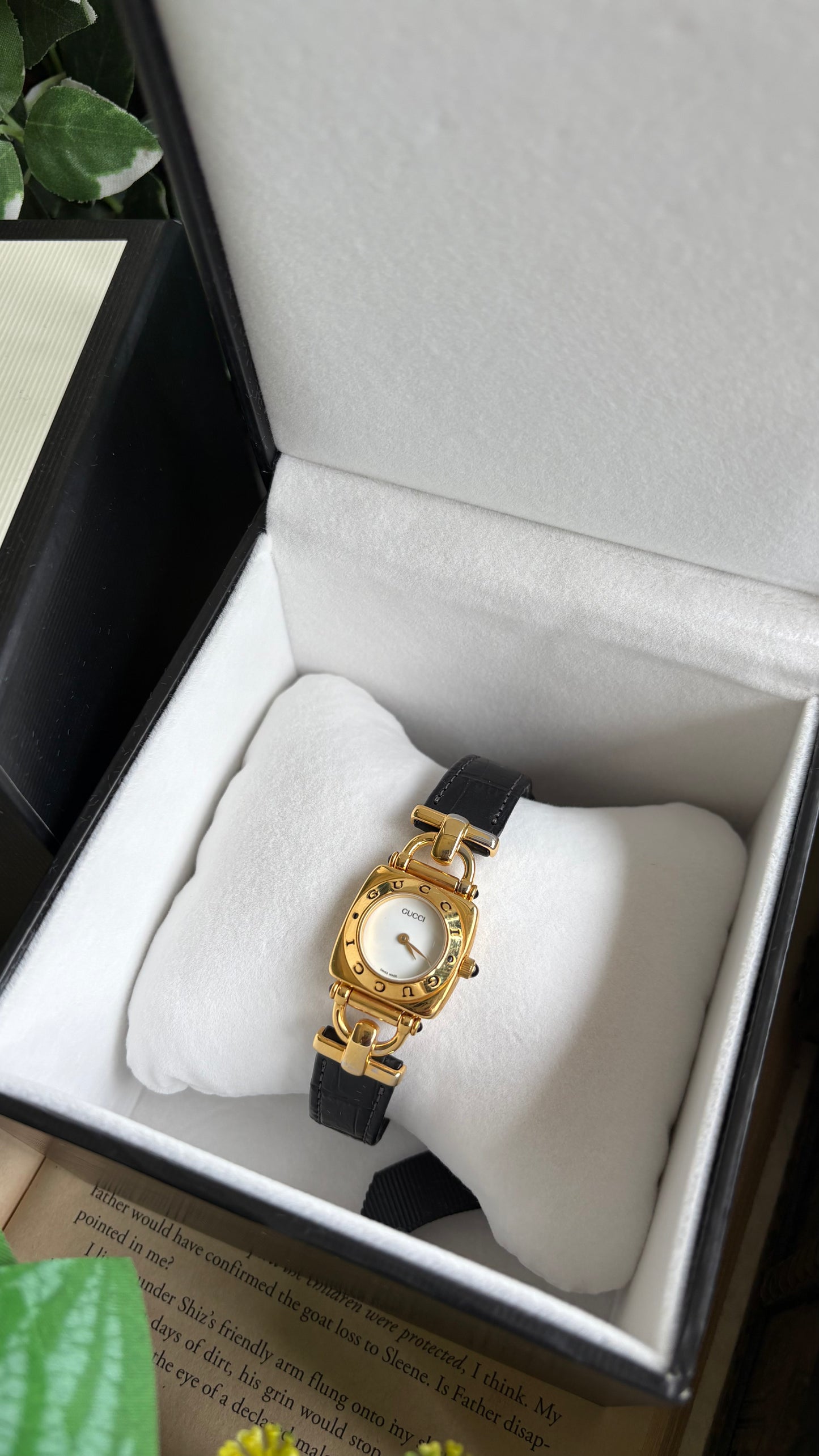 Vintage Gucci Classic Horsebit Watch in Black Leather Strap with Gucci Box