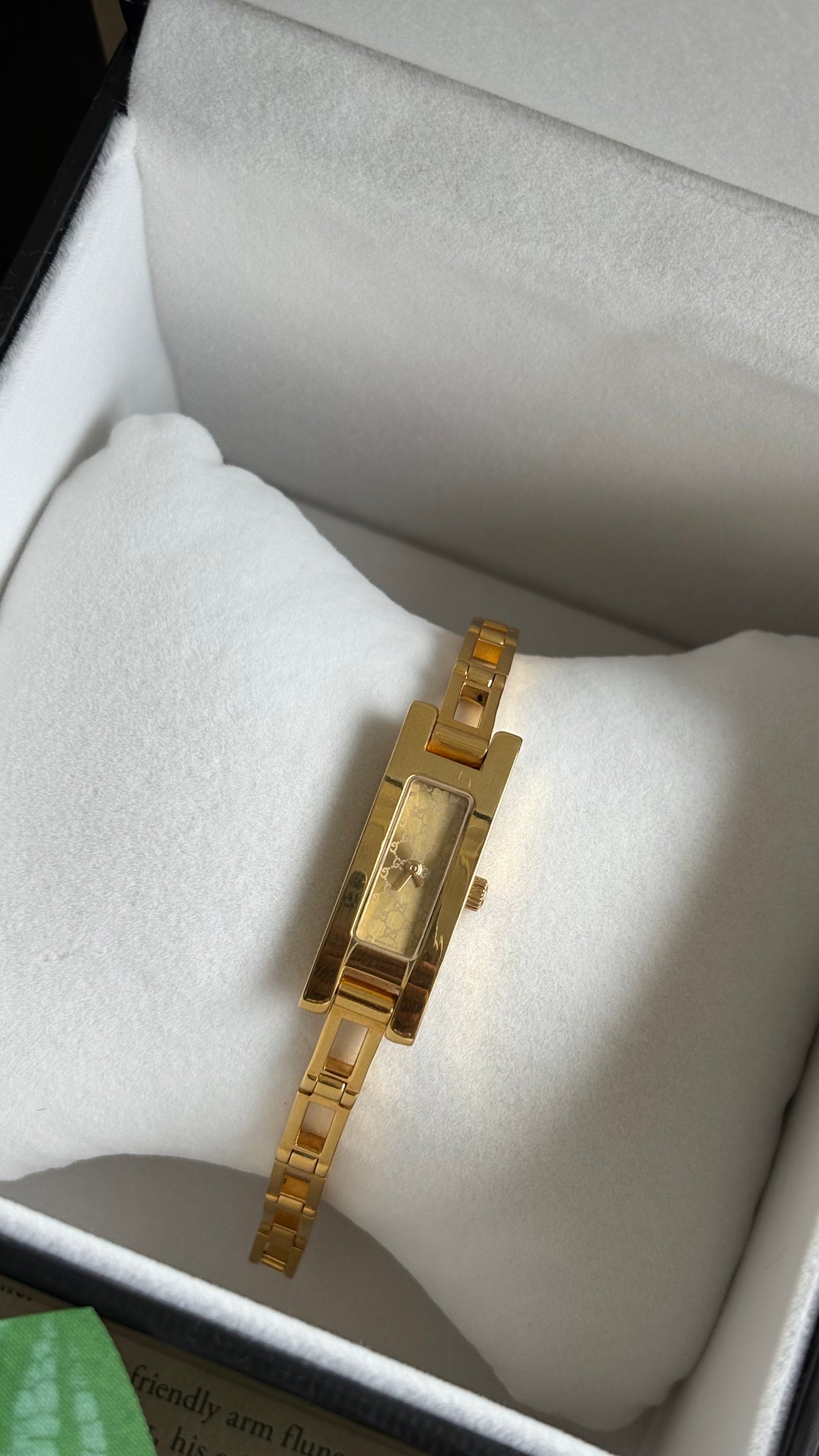 Vintage Gucci 3900L Monogram Dial Slim Bracelet Watch in Gold Tone with Gucci Box