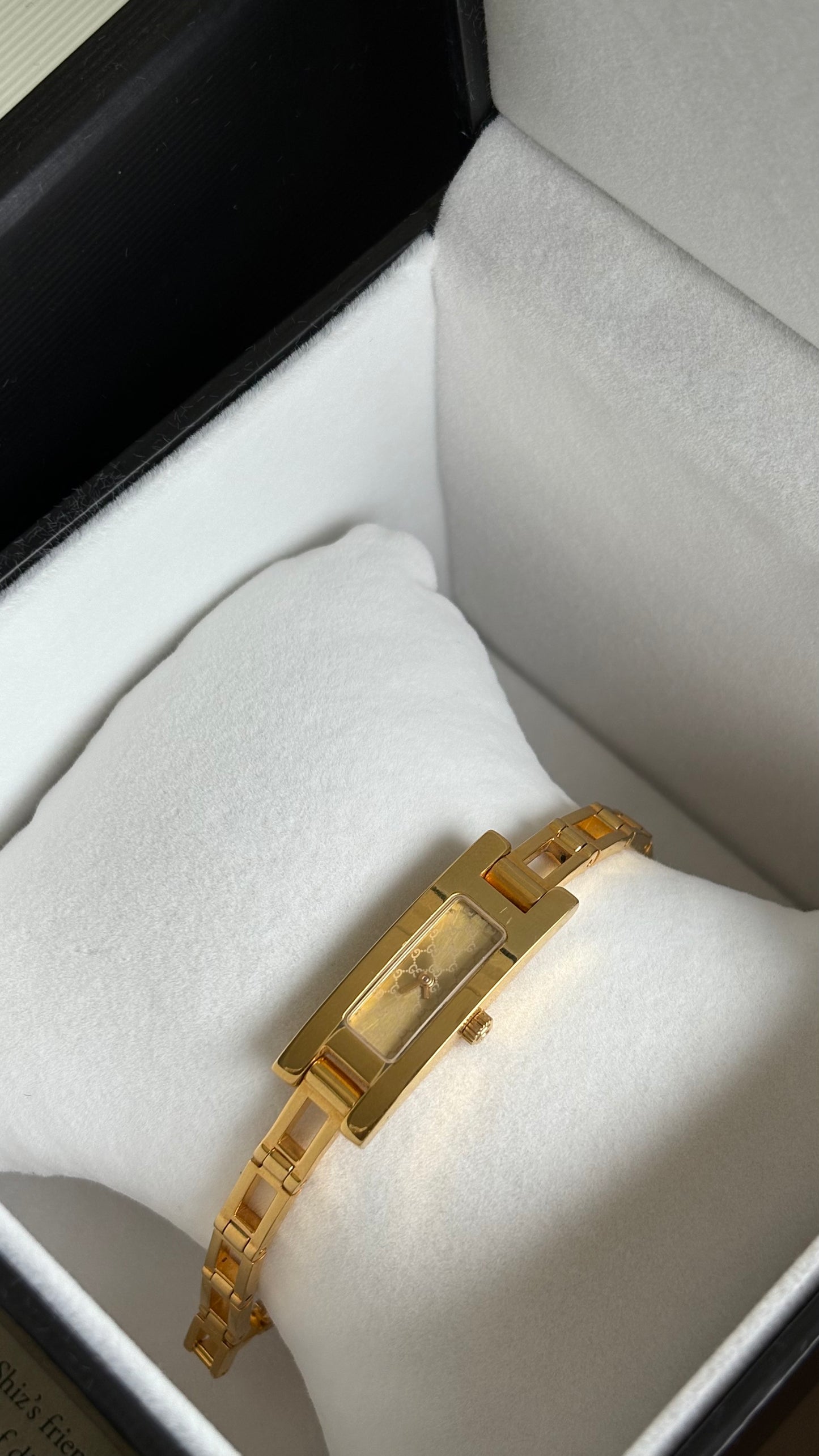 Vintage Gucci 3900L Monogram Dial Slim Bracelet Watch in Gold Tone with Gucci Box