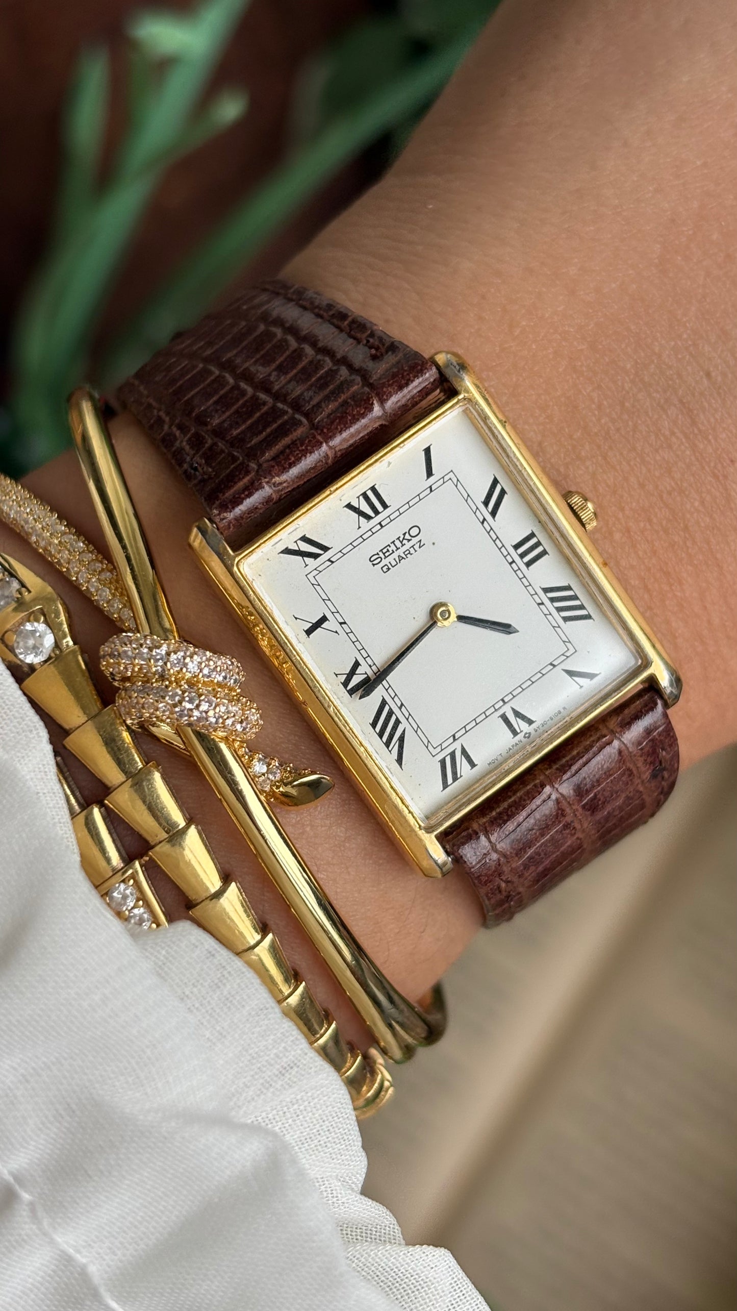 Extremely Rare 1970s Vintage Seiko Tank Men’s Dress Watch in Brown Leather Strap Roman Dial