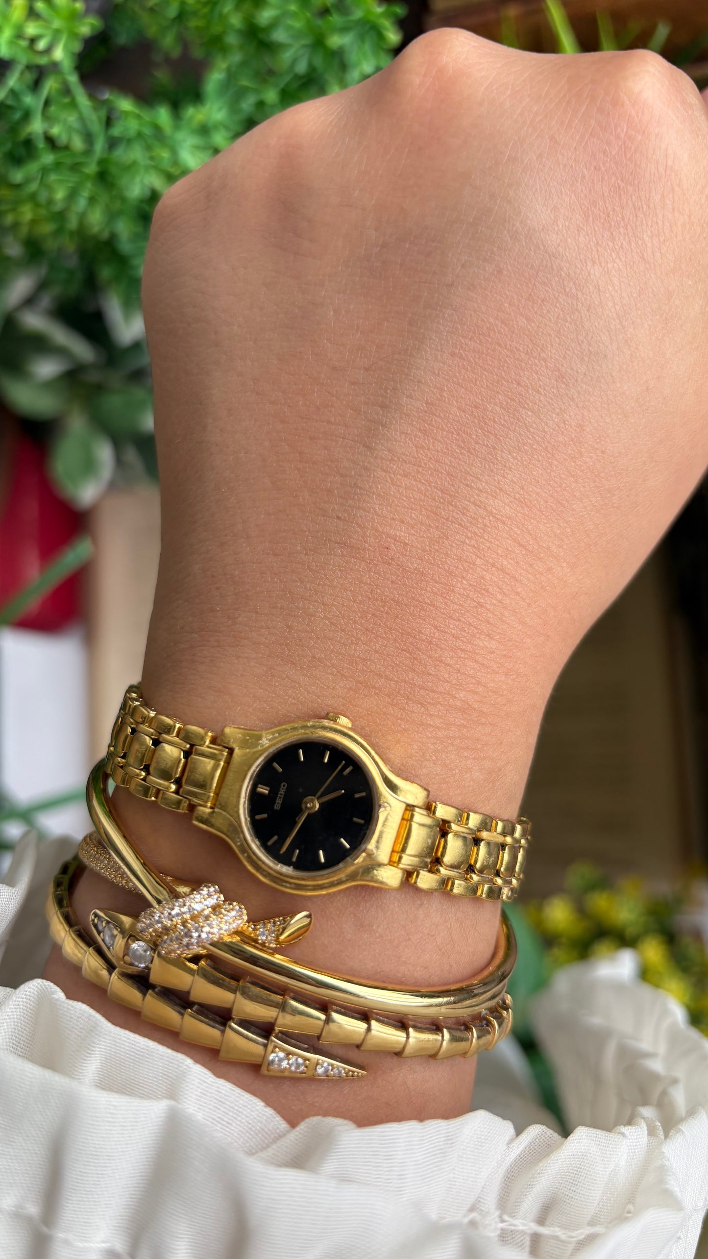 Vintage Seiko Watch in Gold Tone