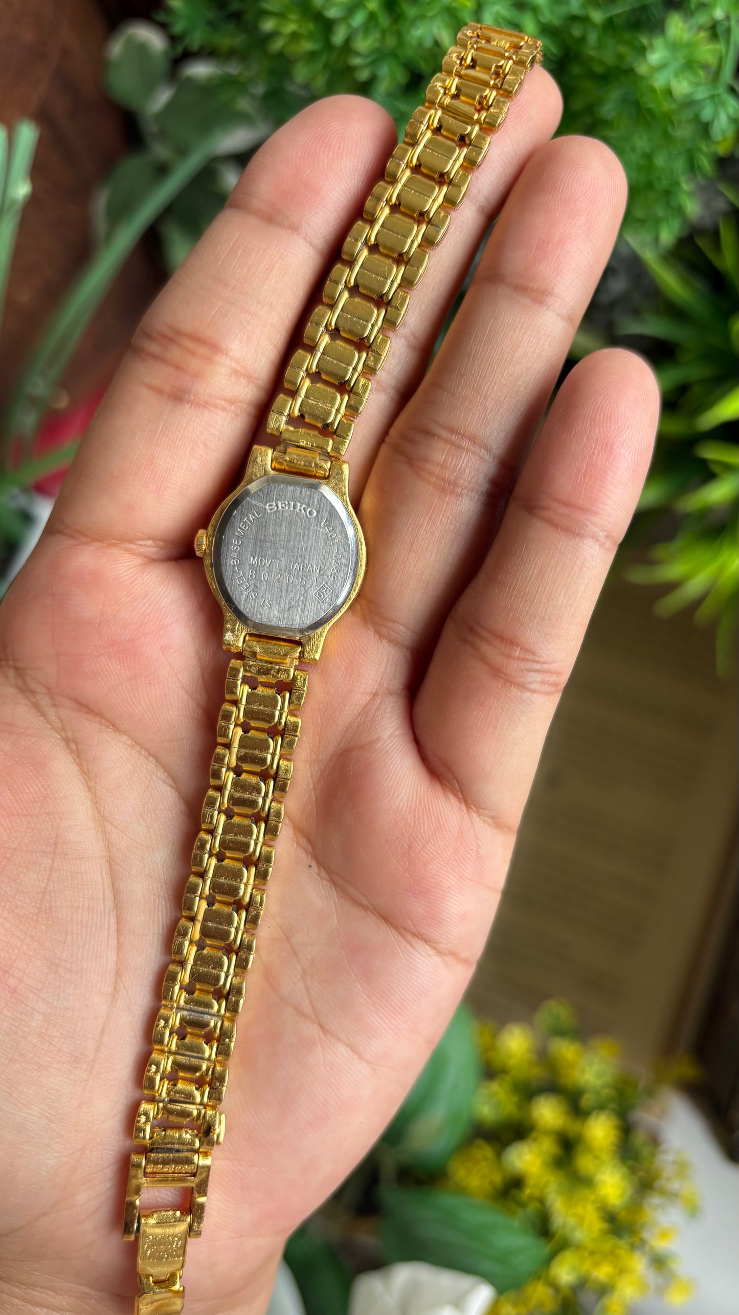 Vintage Seiko Watch in Gold Tone