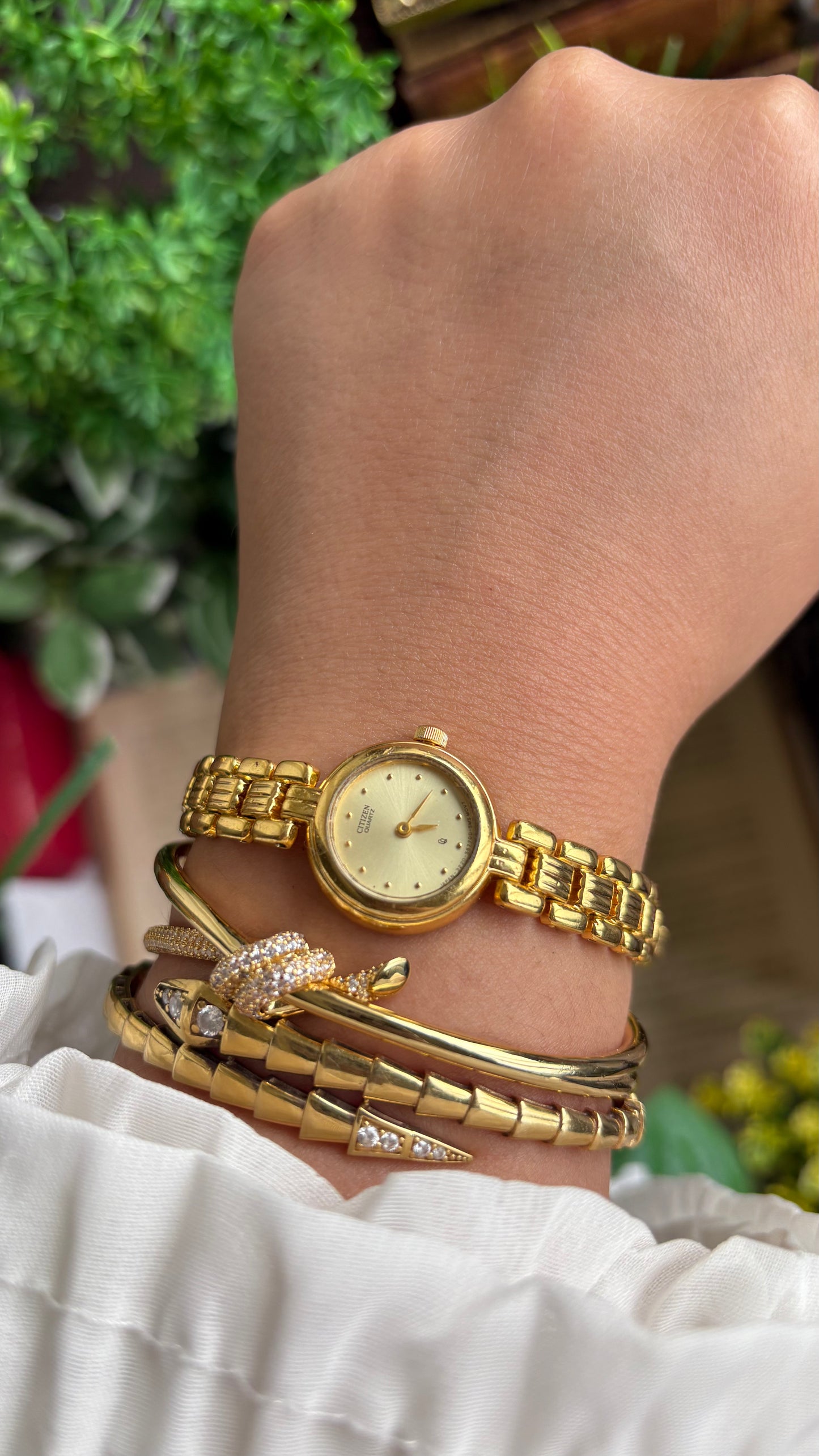 Vintage Citizen Watch in Gold Tone Super Dainty